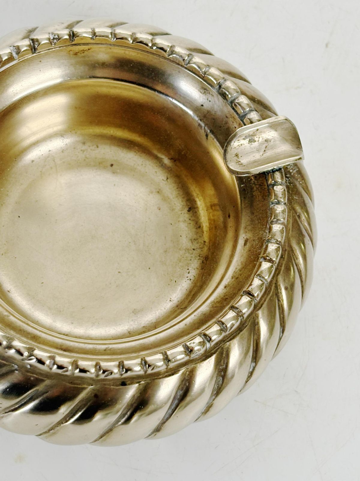 Brass Ashtray, 1950s, France, Beautiful Patina With Sculpted Decoration photo vintage