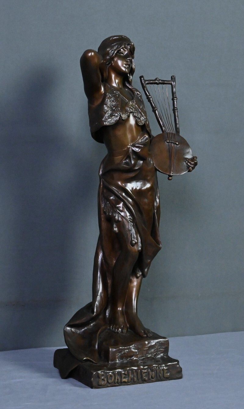 Bronze "Bohemian Woman" Signed E. Villanis – Late 19th Century photo for sale