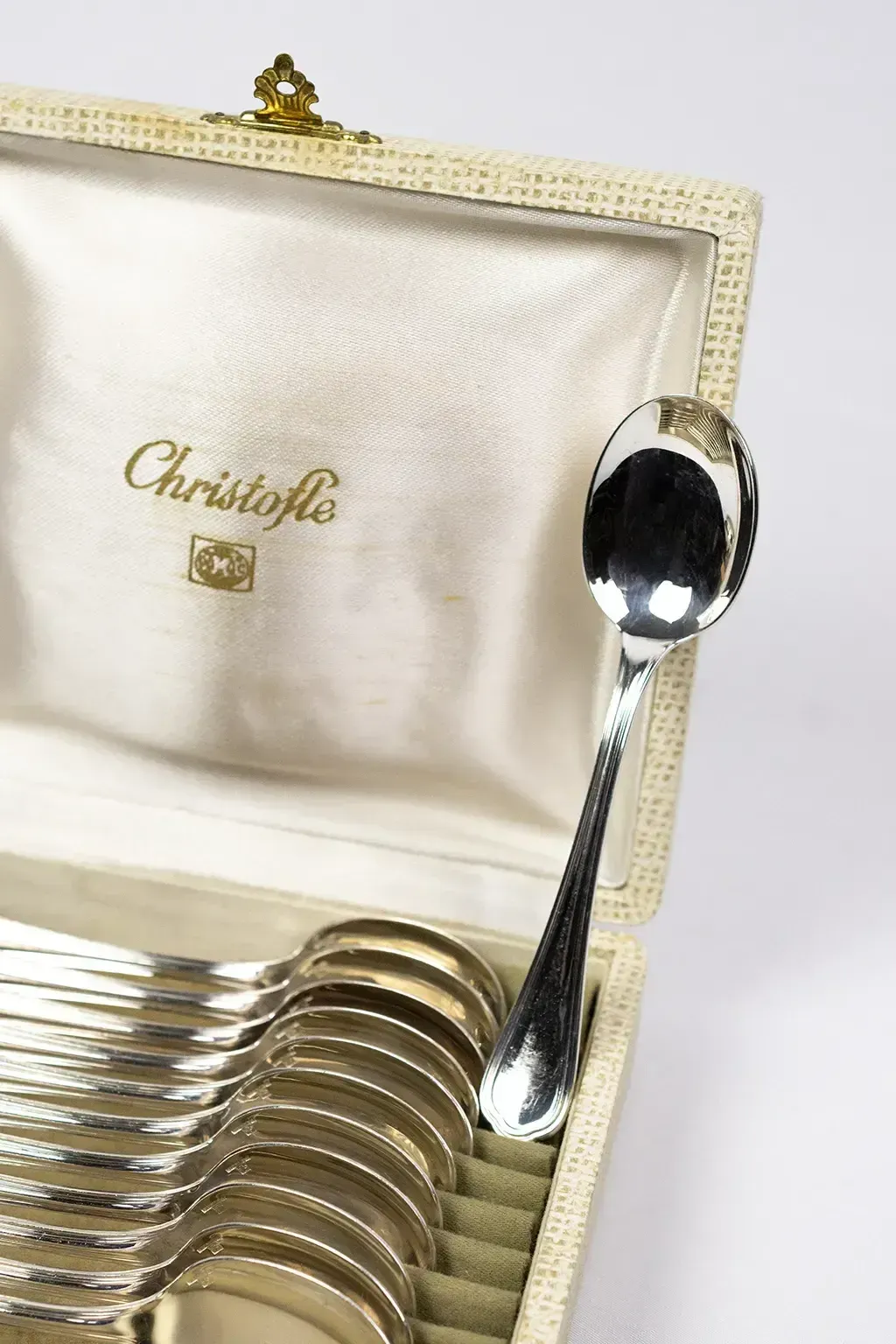 Christofle – 12 Spatours Silver Plated Teaspoons In Their Original Case photo vinterior