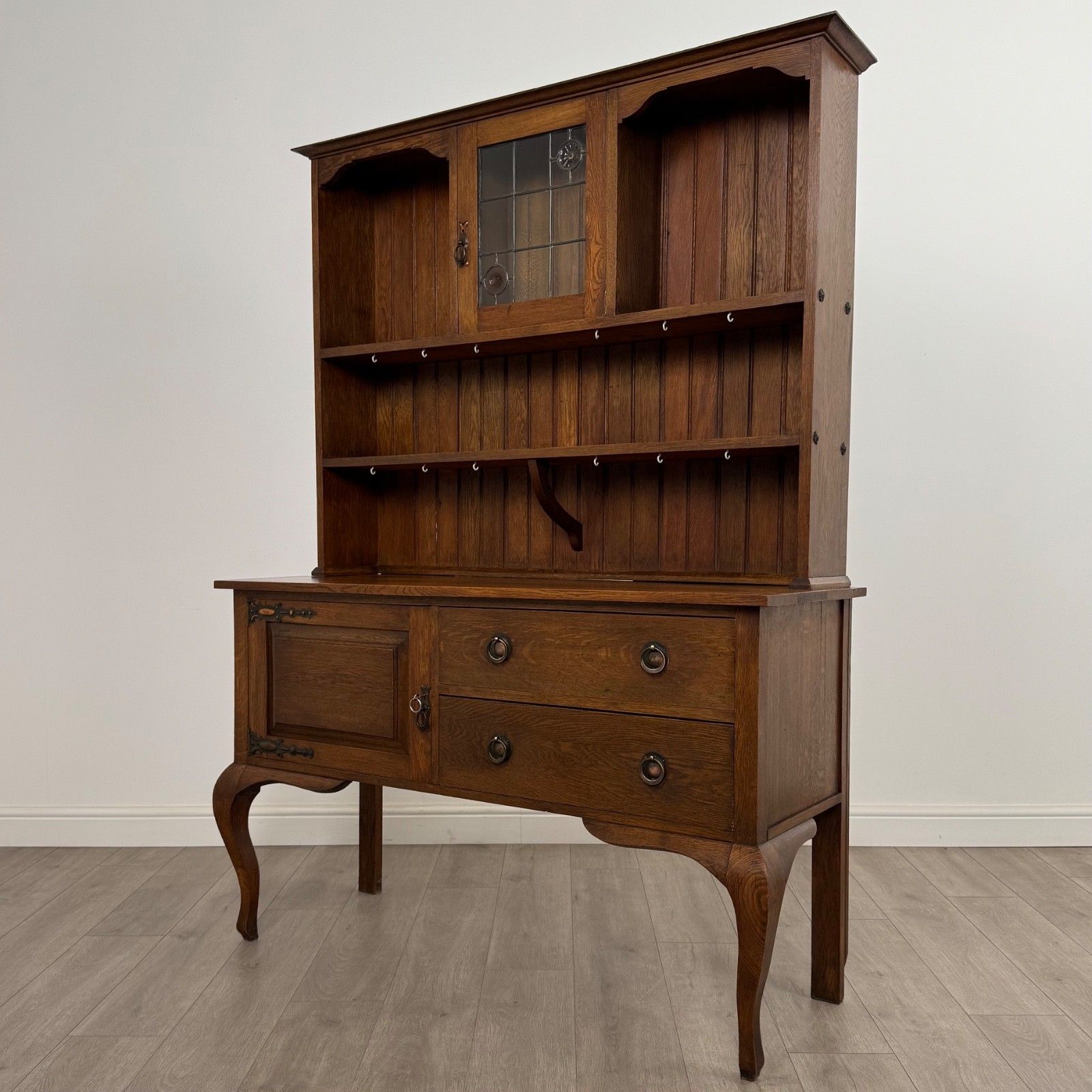 Antique 20th Century Good Quality Arts & Crafts Dresser In Oak photo for sale
