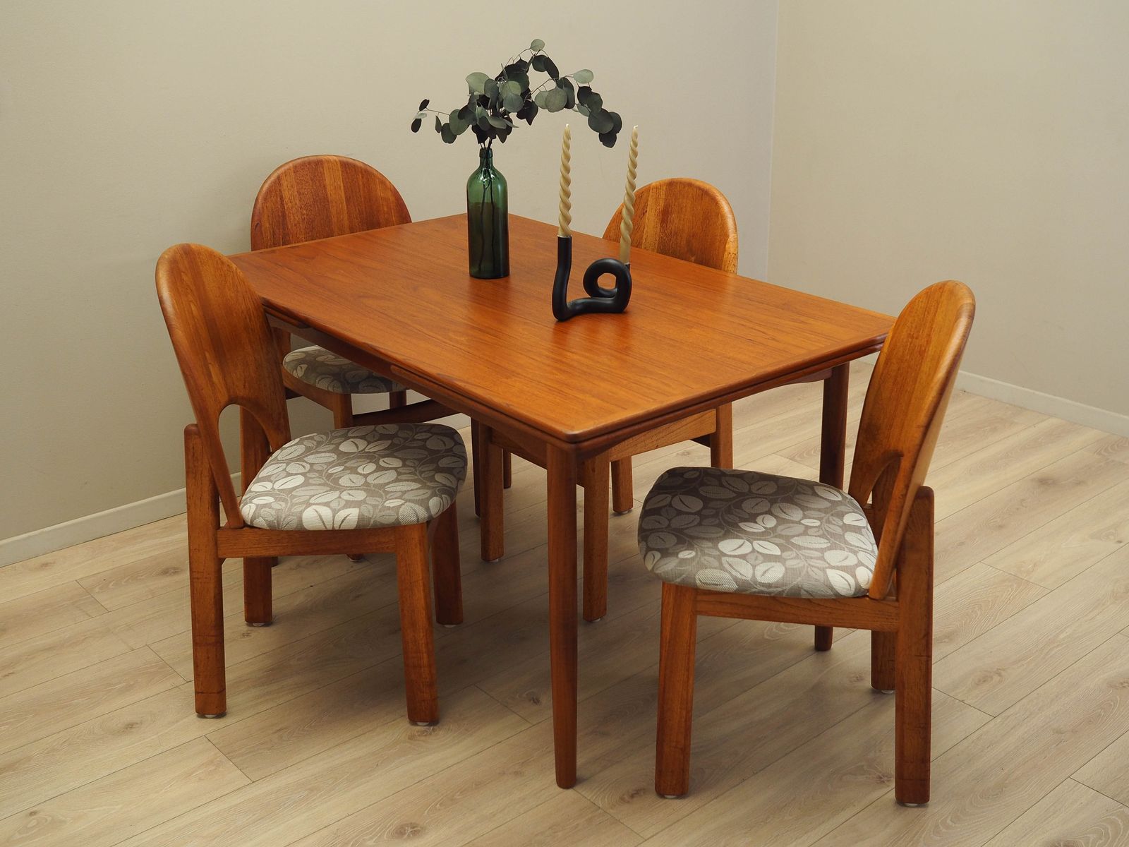 Set Of Four Teak Chairs Danish Design 1960s Designer Niels Koefoed Manufacturer Glostrup photo furniture