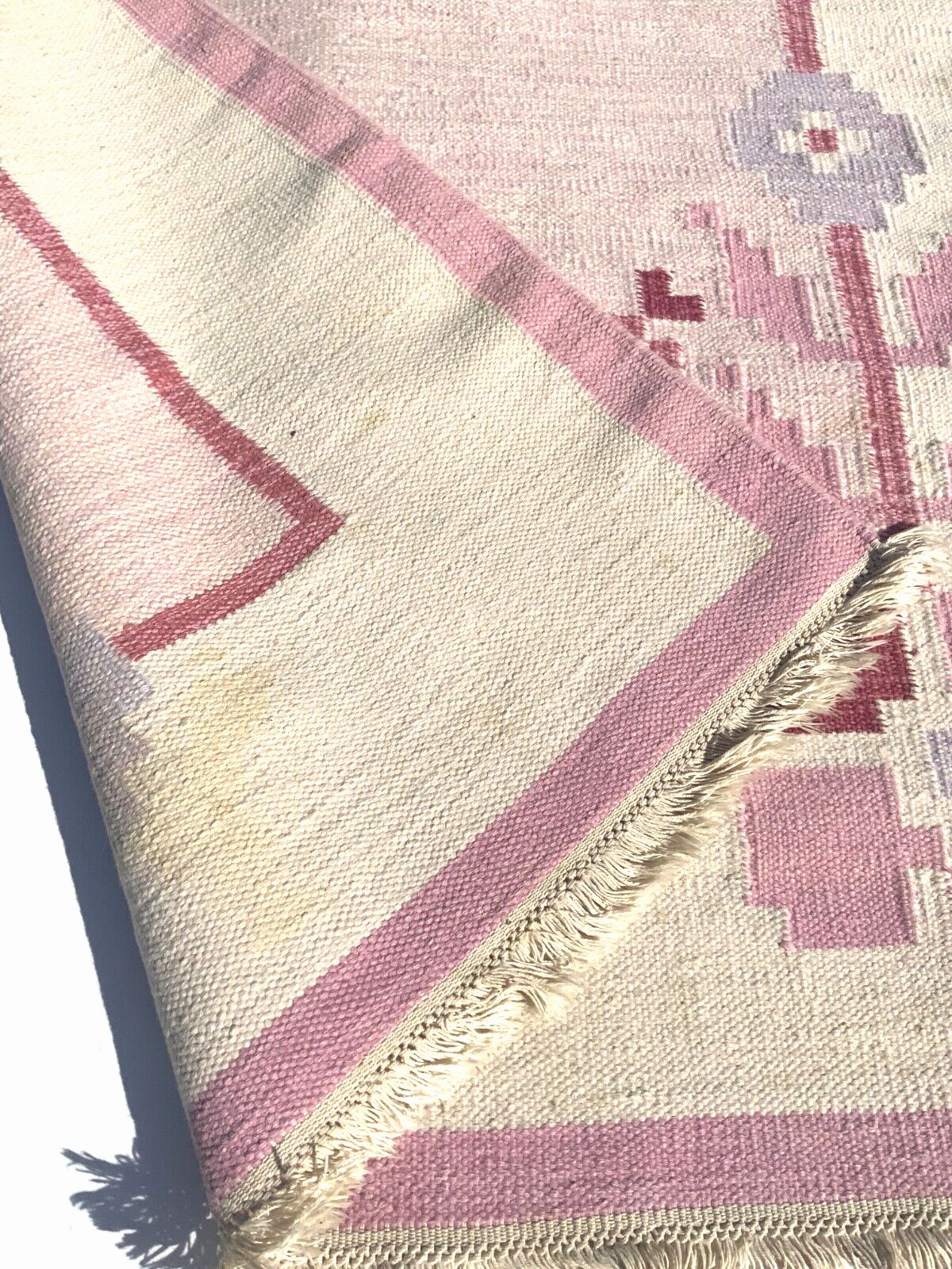 photo vinterior Swedish Pink Wool Rug Flat Weave Kilim Rölakan Rug 1960, Large 200cm X 140 Cm