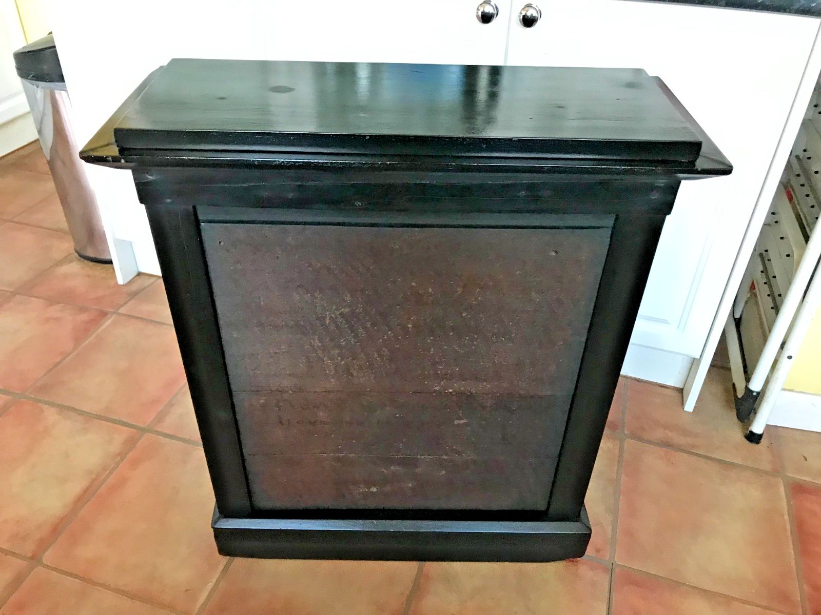 photo vinterior Antique 19th. Century  French Ebonised Dwarf Bookcase