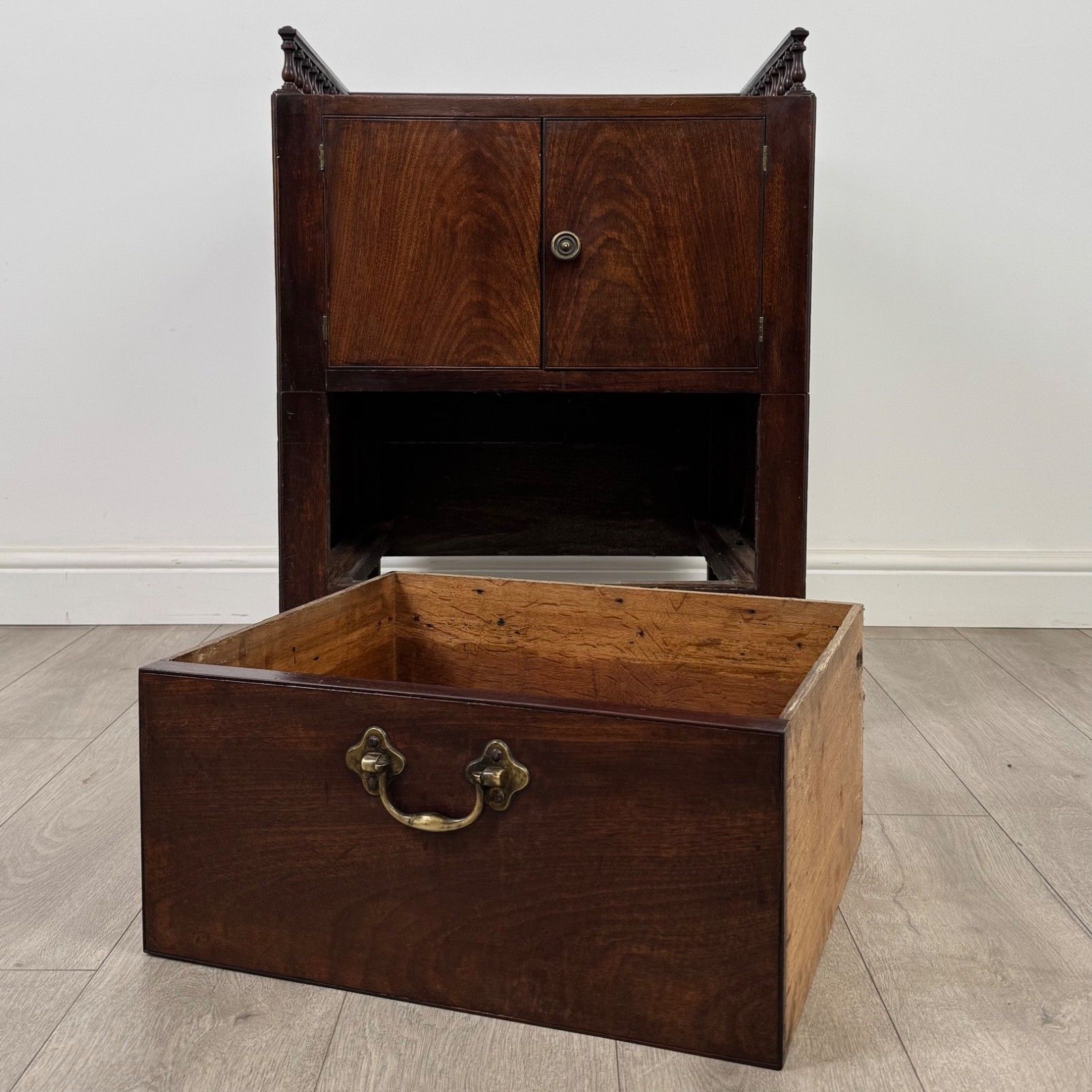 Furniture Antique 18th Century Unique Fine Quality Cabinet In Mahogany ( Af 5207 ) photo