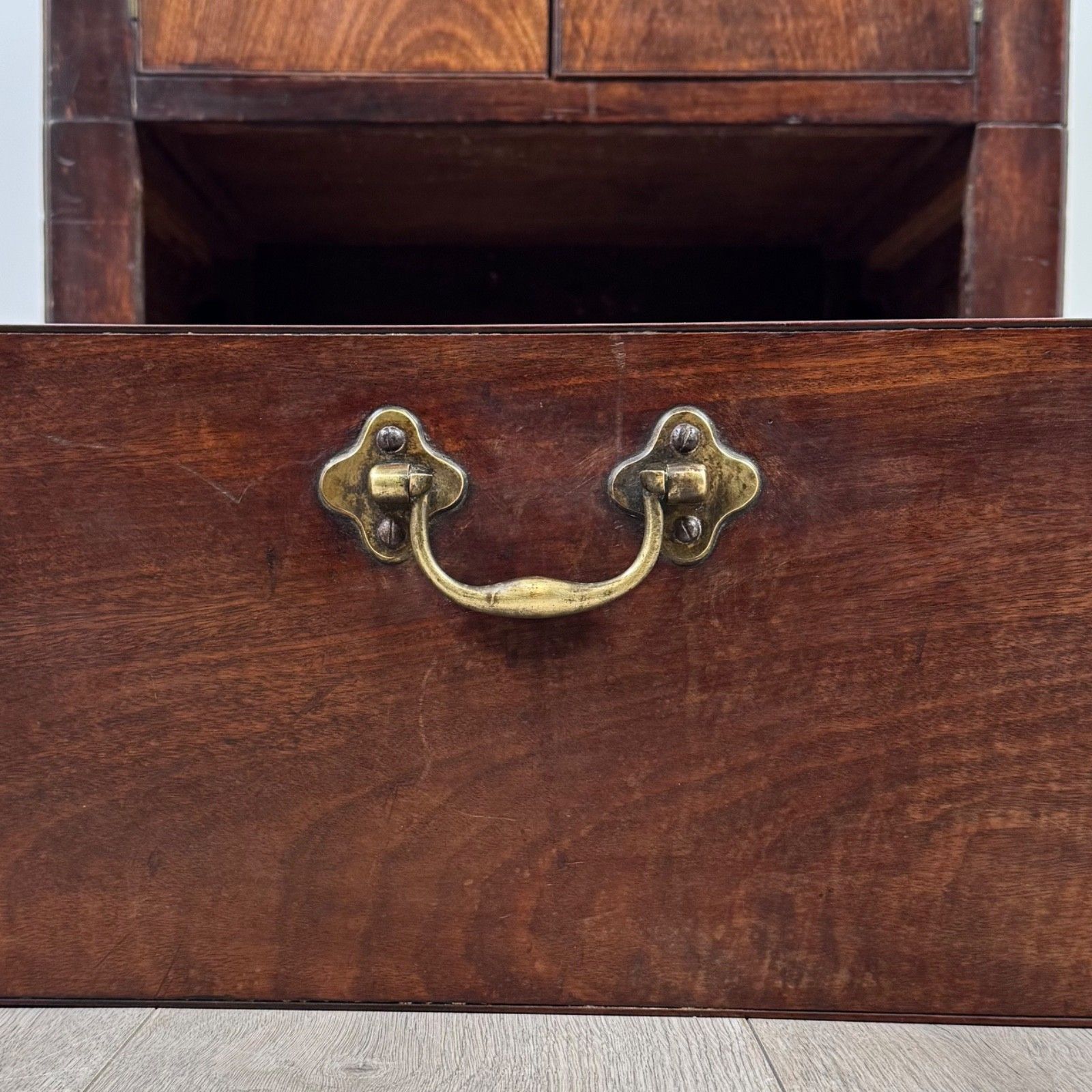 685.0 Antique 18th Century Unique Fine Quality Cabinet In Mahogany ( Af 5207 ) photo