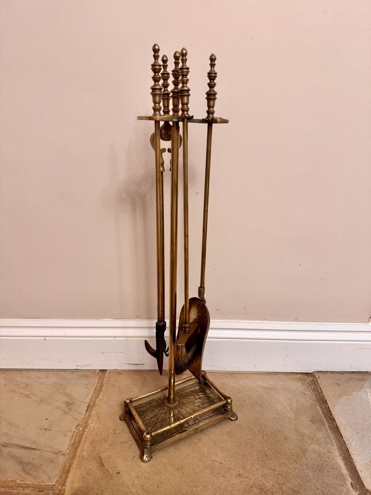 Quality Antique Brass Companion Set photo 475.0