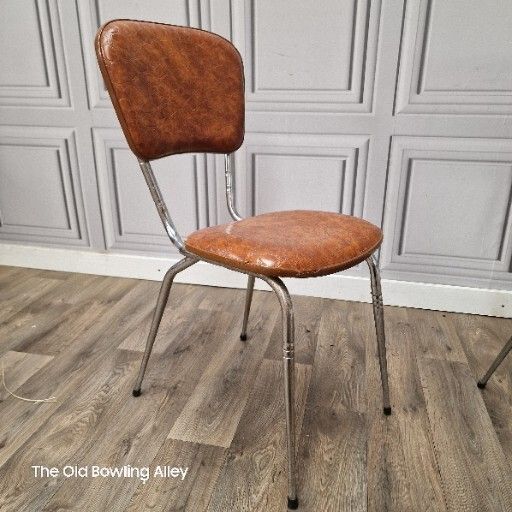 photo vintage Pair Mid Century Chairs X2 Vintage French Chrome & Faux Brown Crocodile