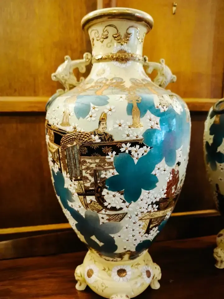 Home Decor A Pair Of Exceptionally Large Japanese Mirror Vases photo