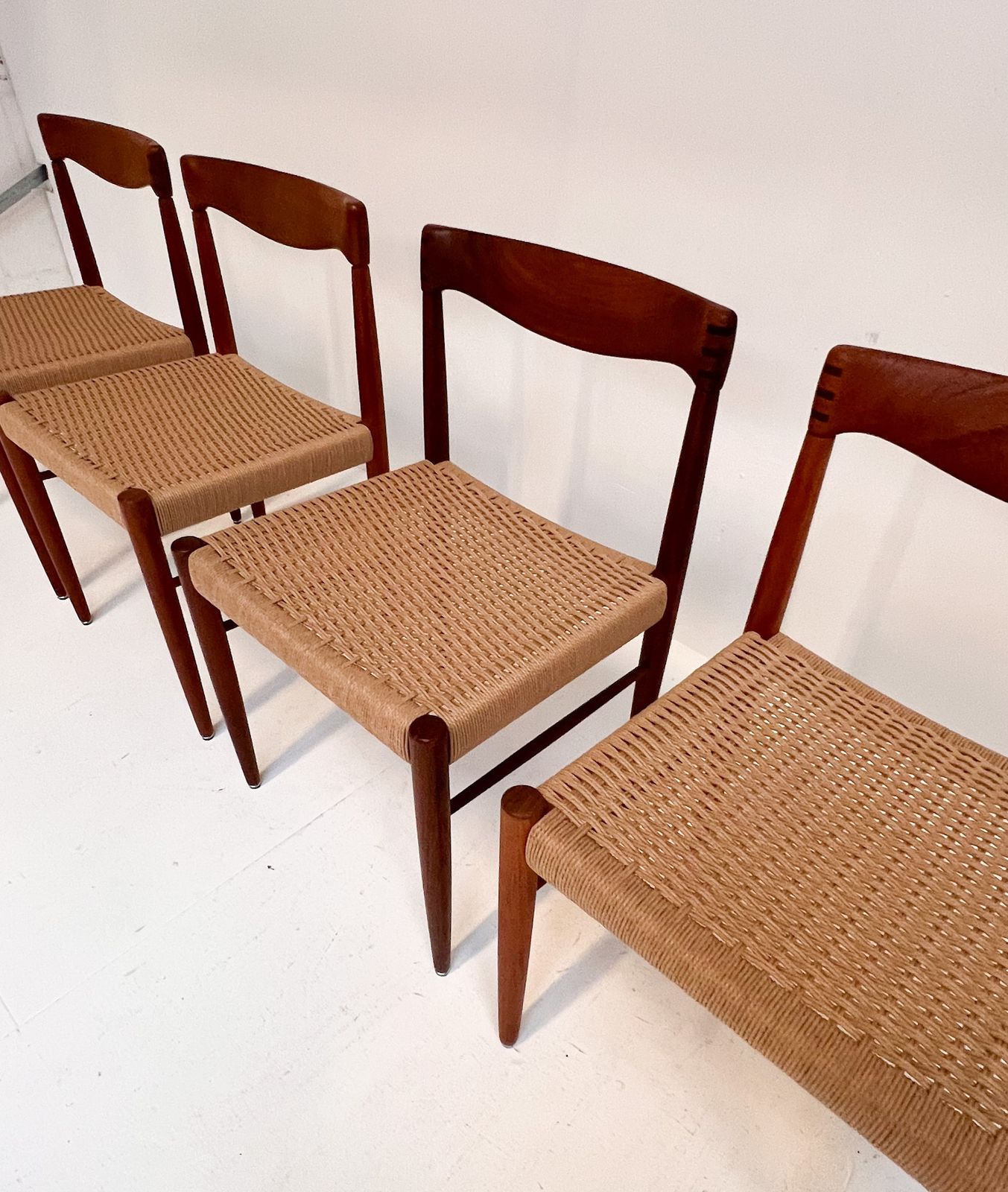 Refurbished Set Of 4 Papercord Chairs By H. Klein For Bramin, 1960s photo buy