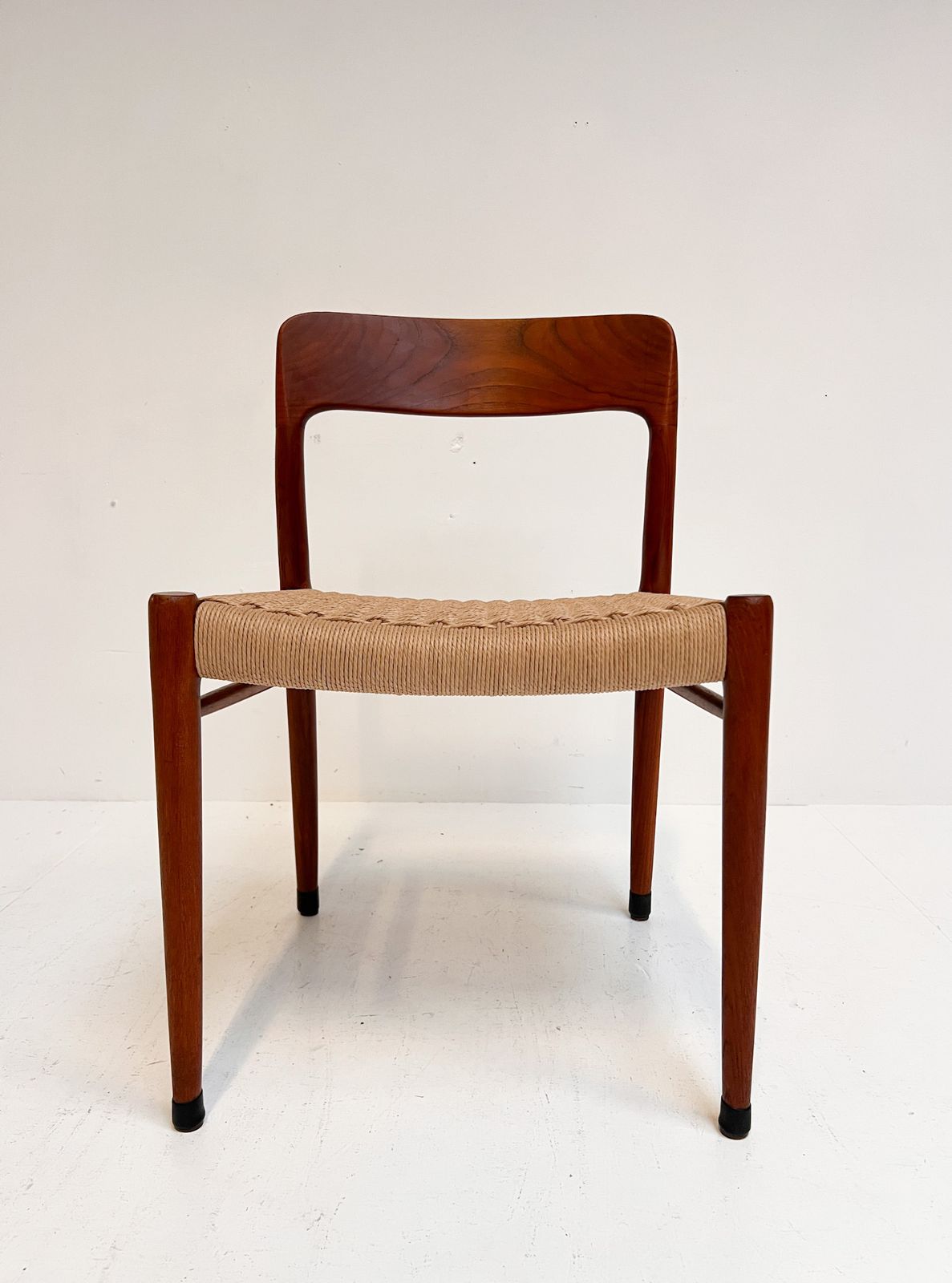 Refurbished Set Of 4 Model 75 Chairs By Niels Møller, 1960s photo vintage