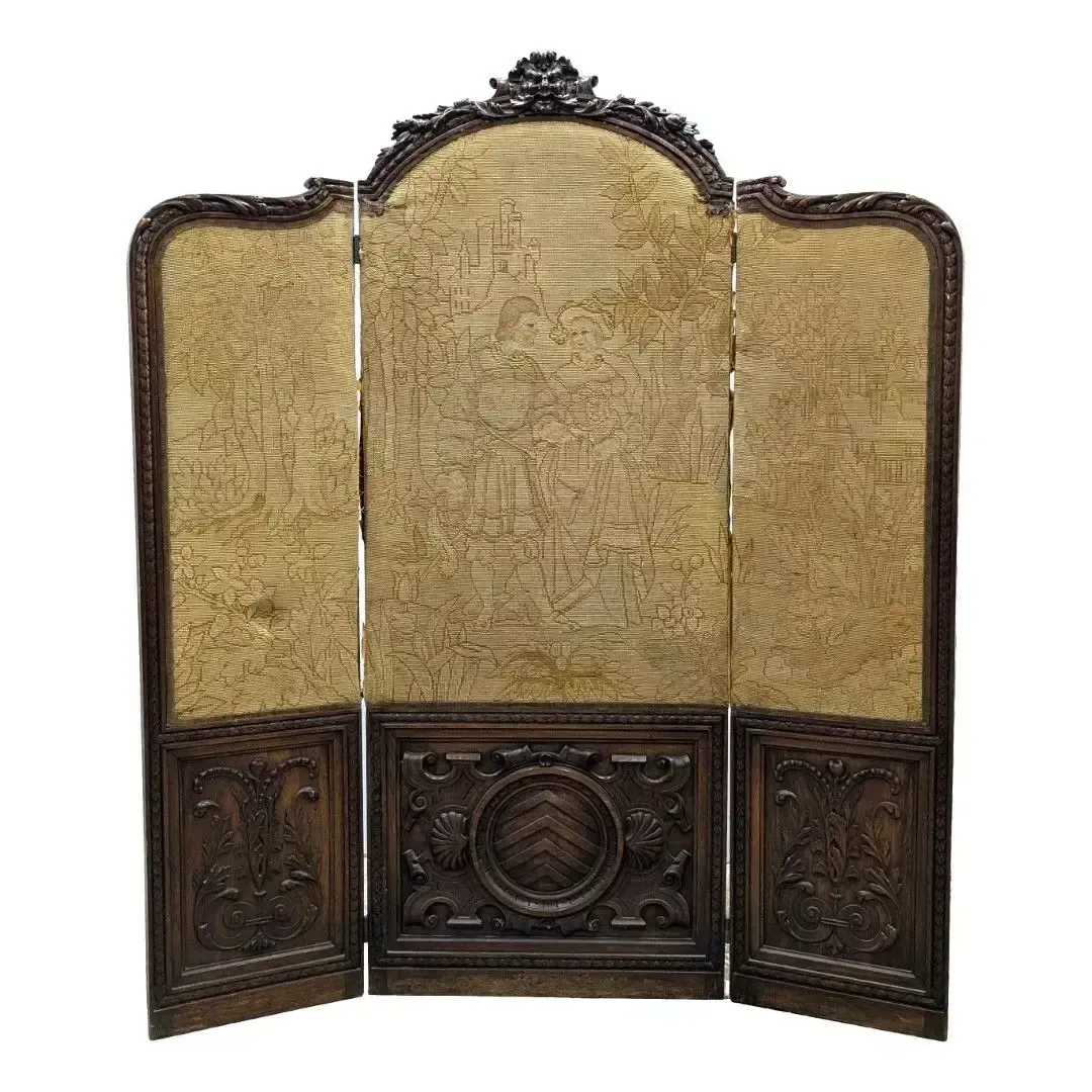 Baroque Screen In Carved Walnut And Fabric