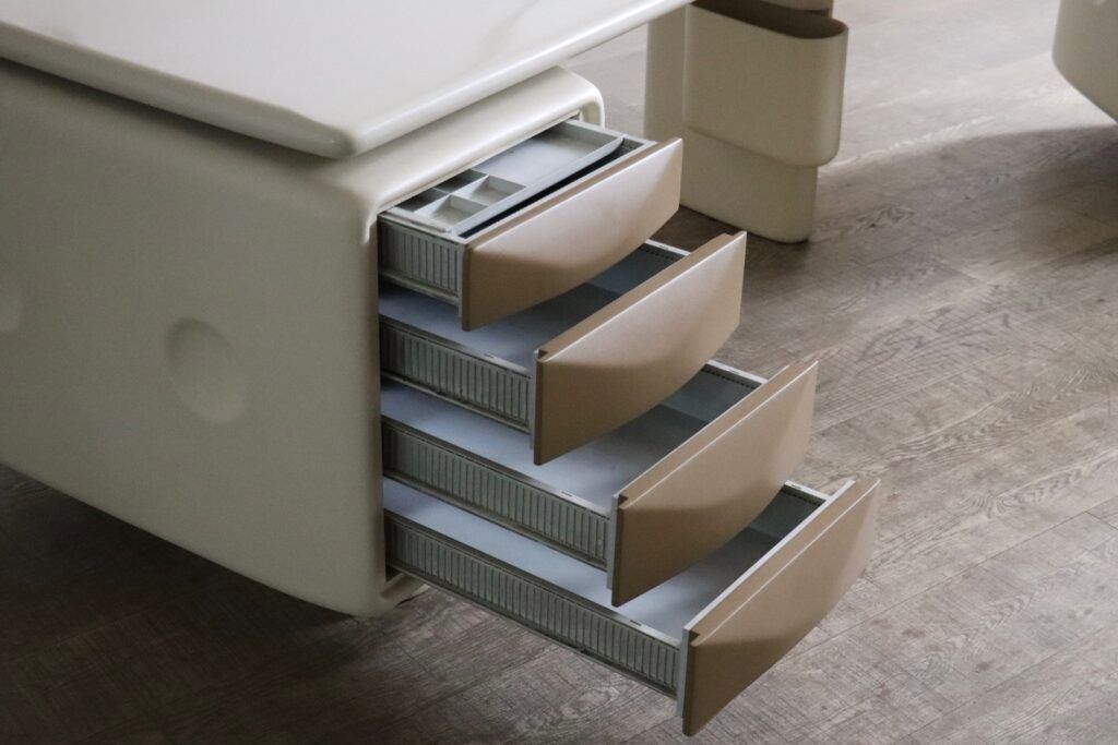 Ernest Igl Jet Corner Desk Voor Wilhelm Werndl, Jaren 1970 photo buy