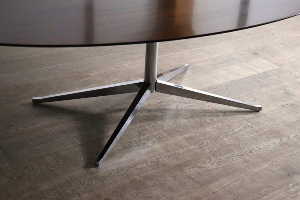 Florence Knoll Grote Eettafel In Walnoot, Ca. Jaren 1960 photo Meubels