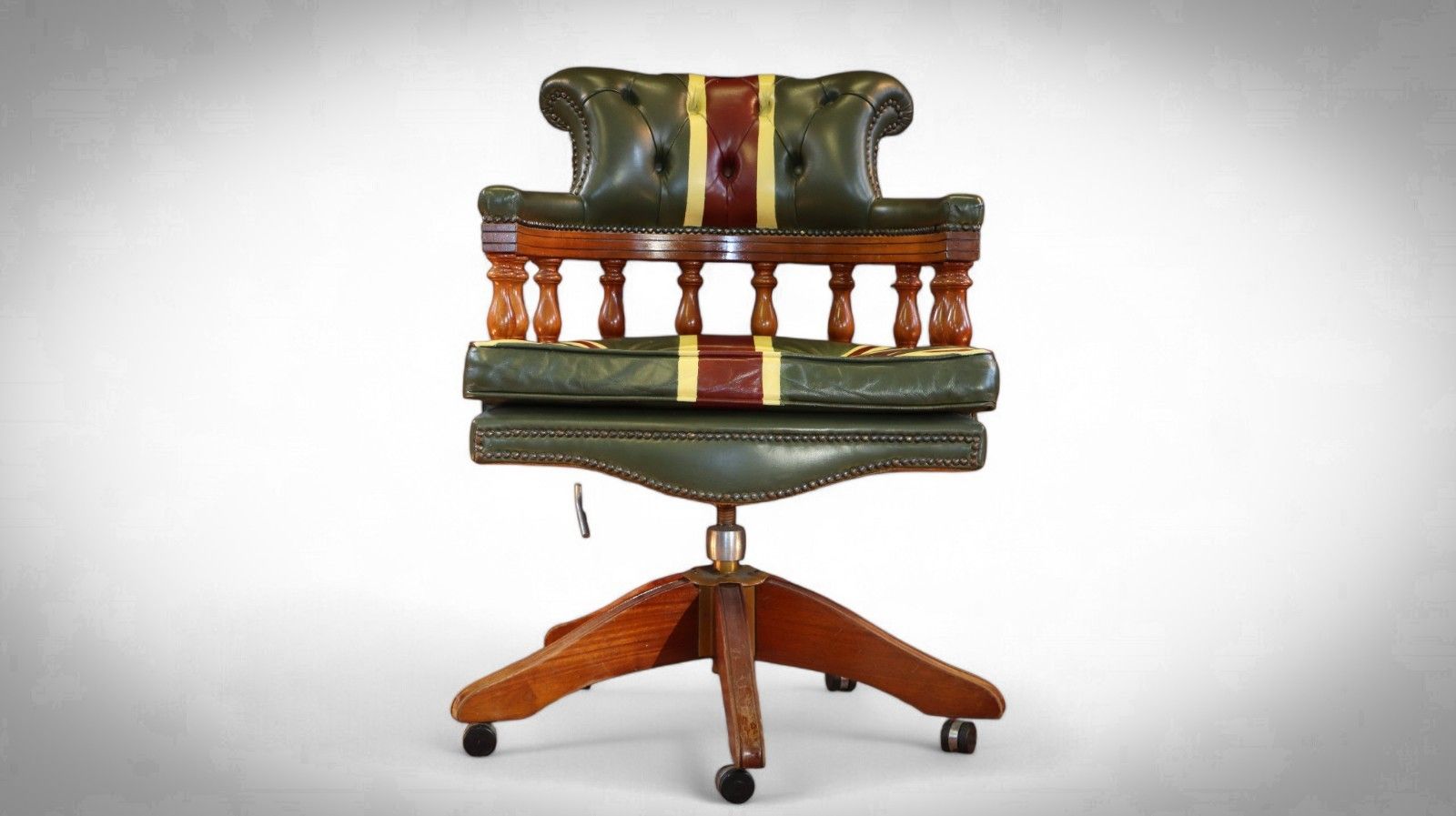 Stunning Rare Captains Swivel Leather Armchair Union Jack Possibly George Smith photo for sale