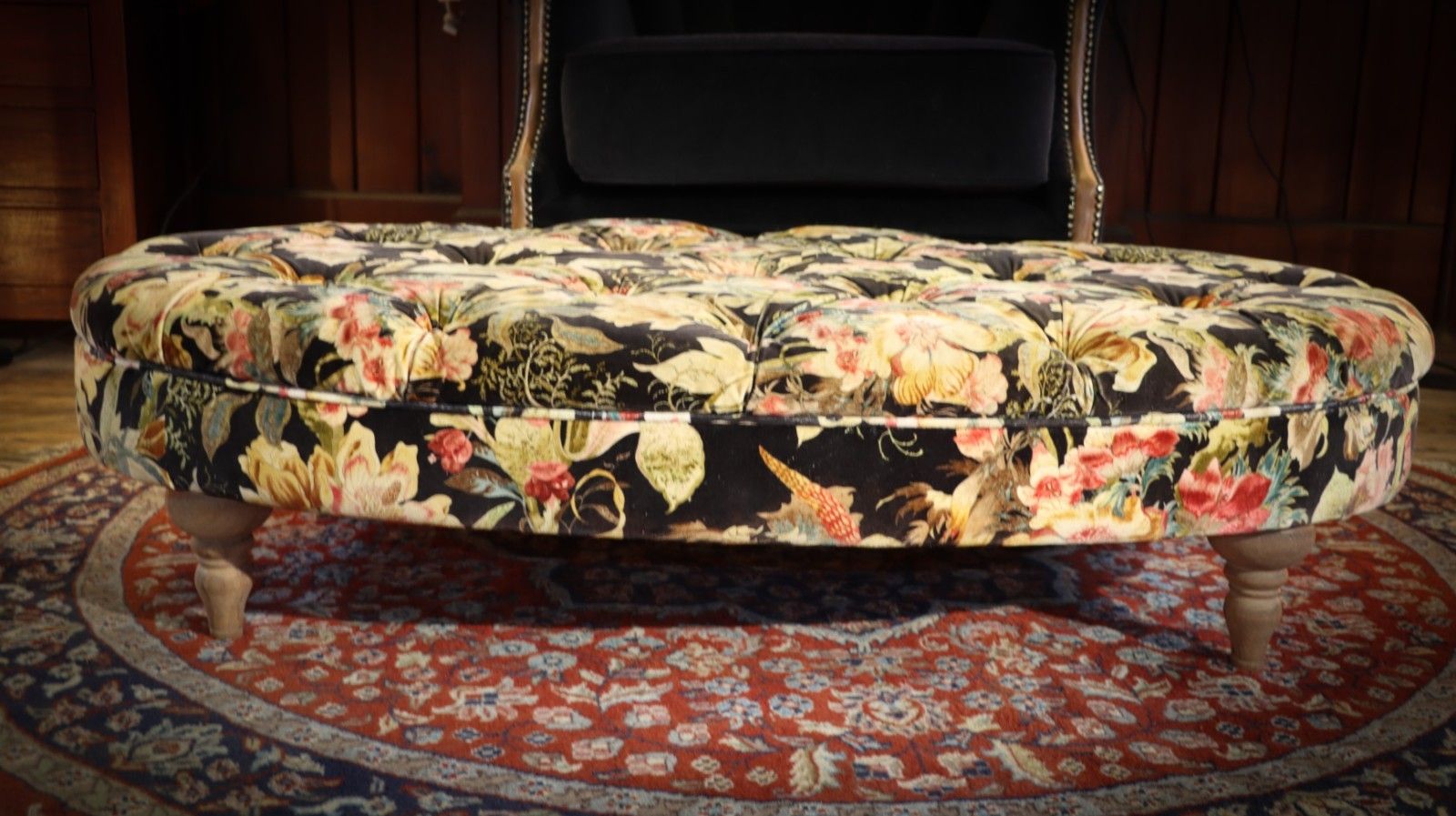 Beautiful Large Country House Footstool Ottoman In Gorgeous Floral Velvet 🚚 photo 900.0