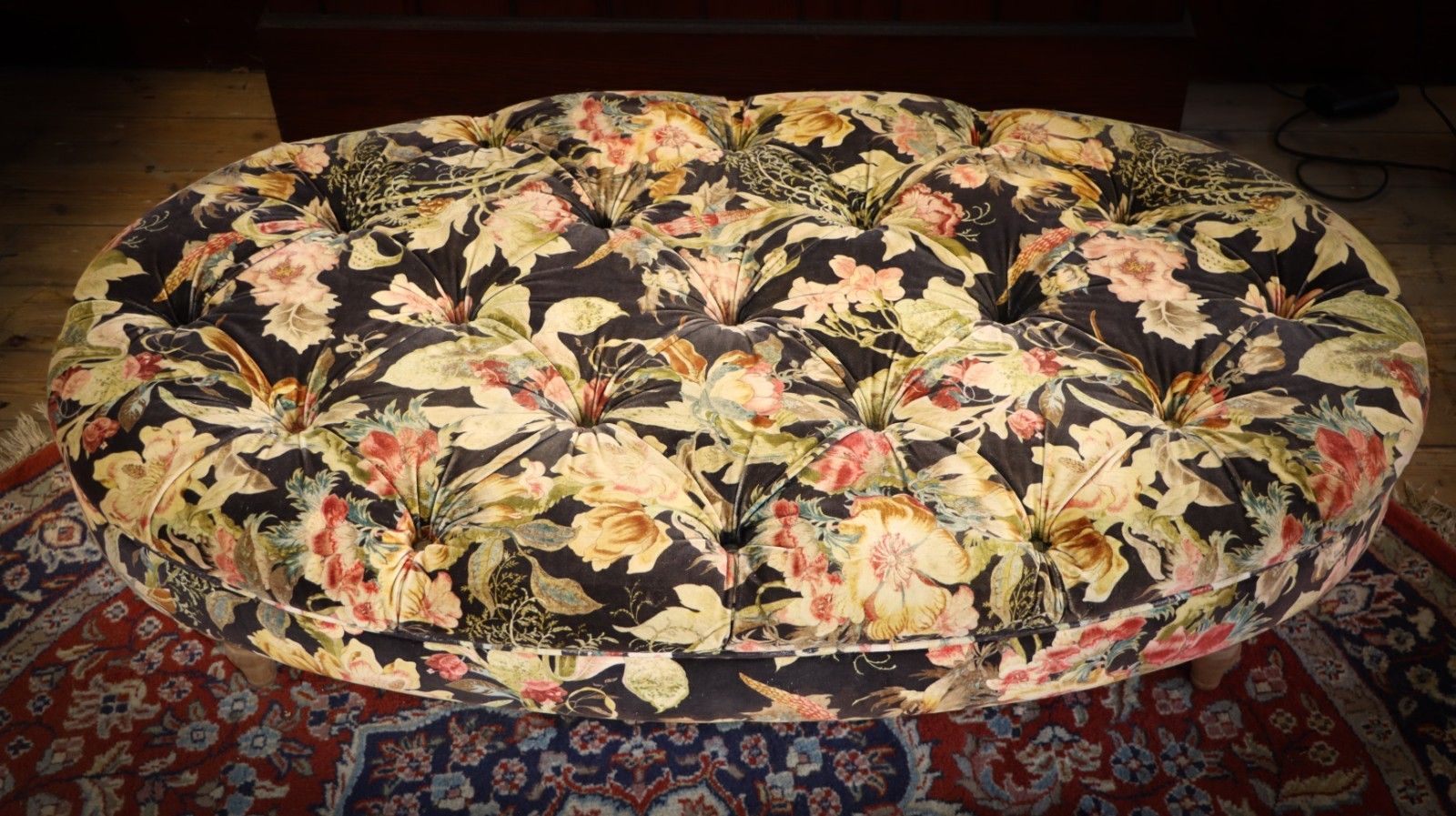 Beautiful Large Country House Footstool Ottoman In Gorgeous Floral Velvet 🚚 photo buy