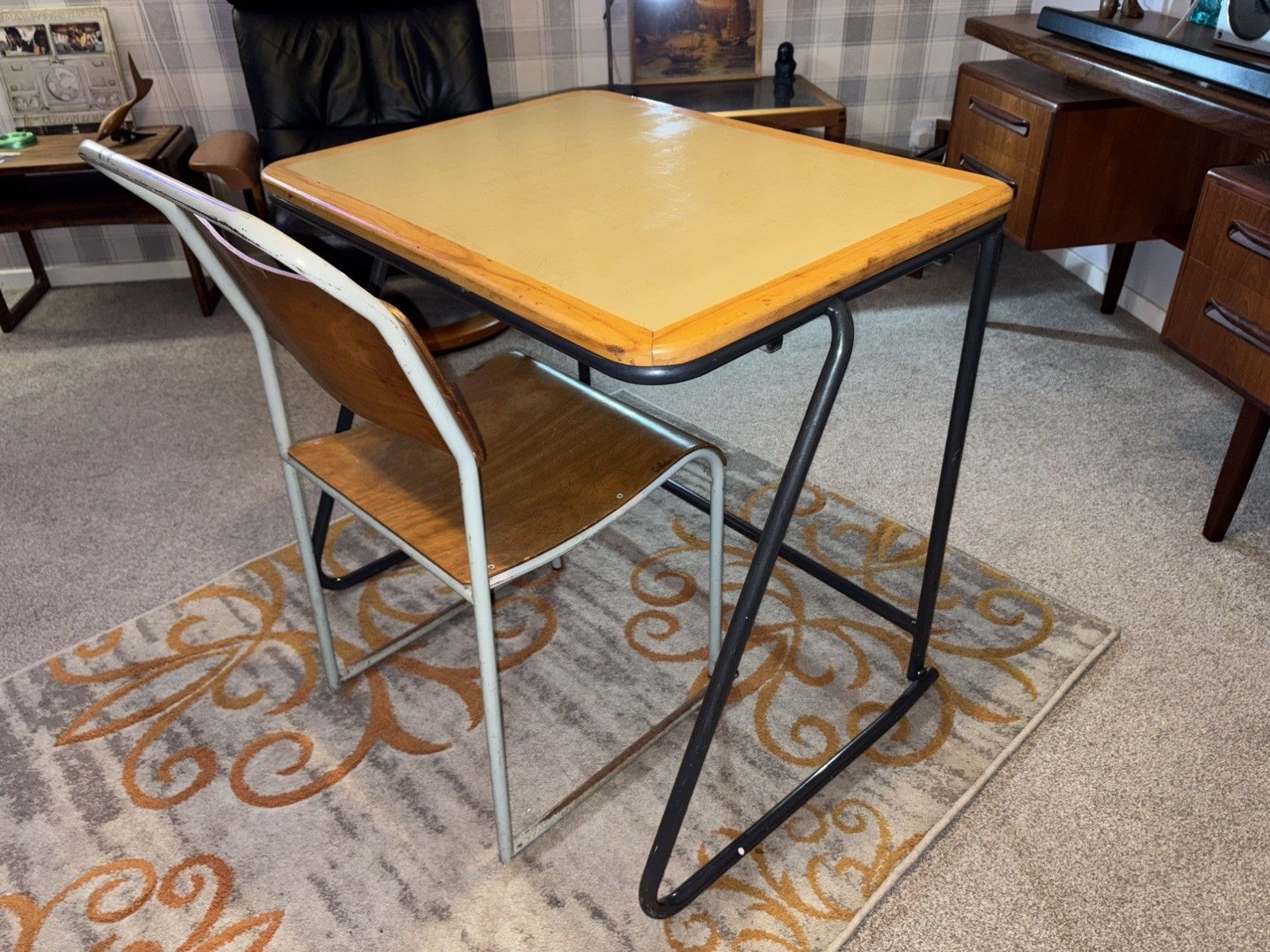 photo vinterior Du Al Industrial Stacking Desk & Chair Retro G Plan Era Mcm Pel Cox