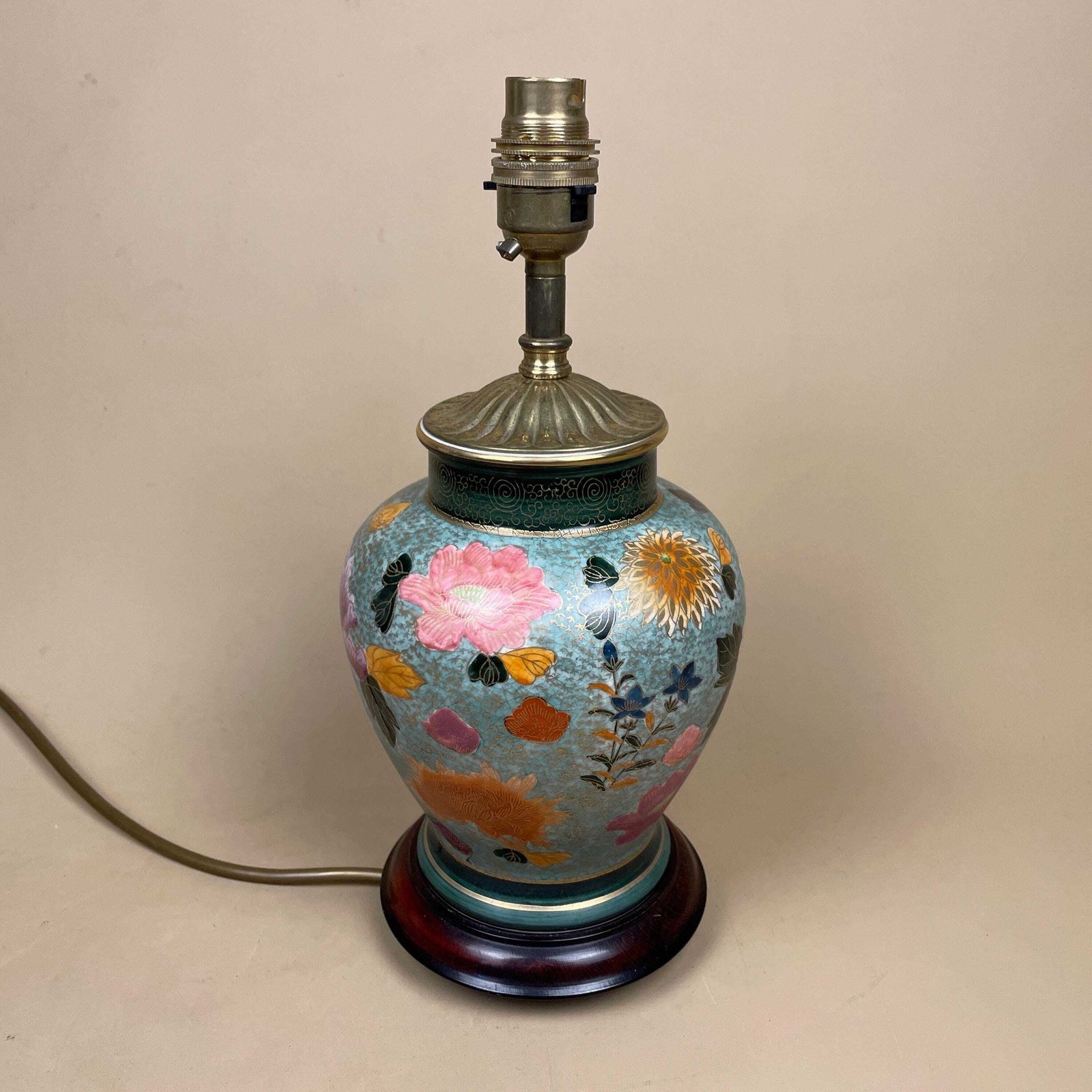 Antique Oriental Ceramic Lamp Light Bedside Table Shade Silk Lampshade Chinese Decor Porcelain Ginger Jar Vase Hand Painted Floral Wood photo furniture