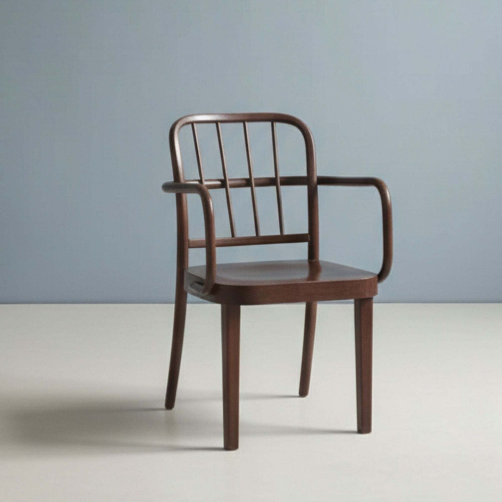 Set Van 3 Gebogen Houten Fauteuils Toegeschreven Aan Josef Hoffmann Voor Thonet, Tsjecho Slowakije, Jaren 1930–1950 photo vinterior