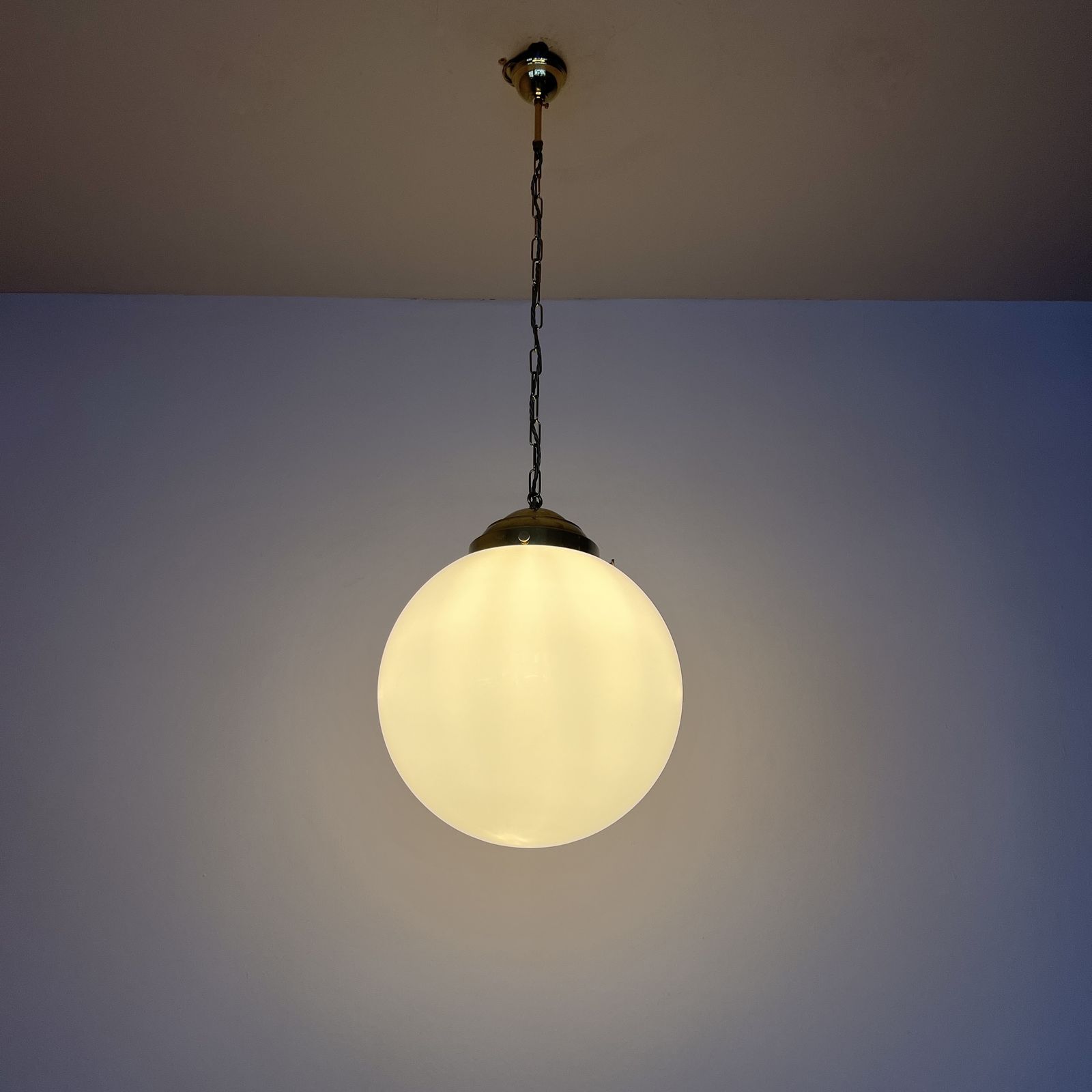photo vintage Pair Of Large Early 20th Century English Opaline Glass Shades With New Polished Brass Gallery Fittings