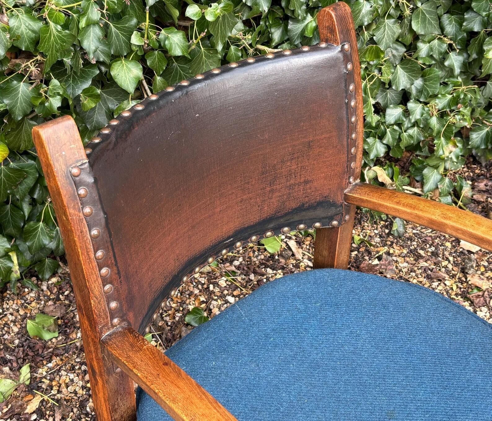 Antique Low Oak And Leather Nursing Fireside Elbow Armchair photo 350.0