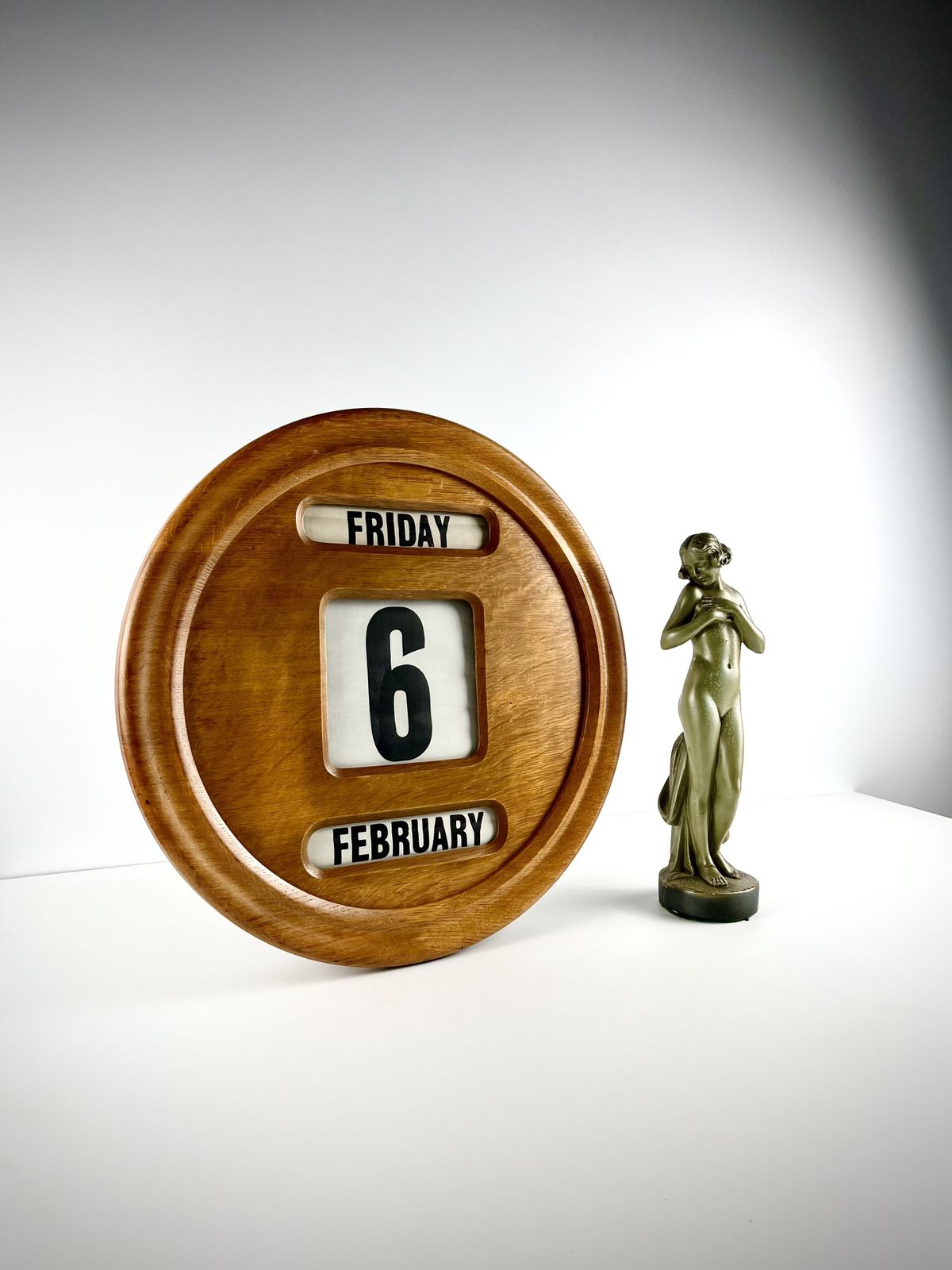 Oversized Perpetual Wall Calendar In Oak, British First Half 20th Century photo furniture