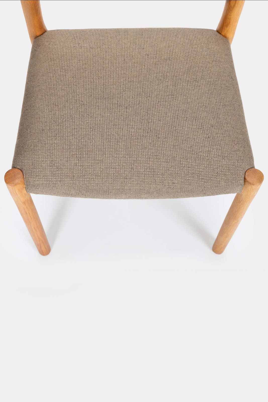 673.0 Niels Otto Moeller, Chair Model 84, Denmark, 70s photo