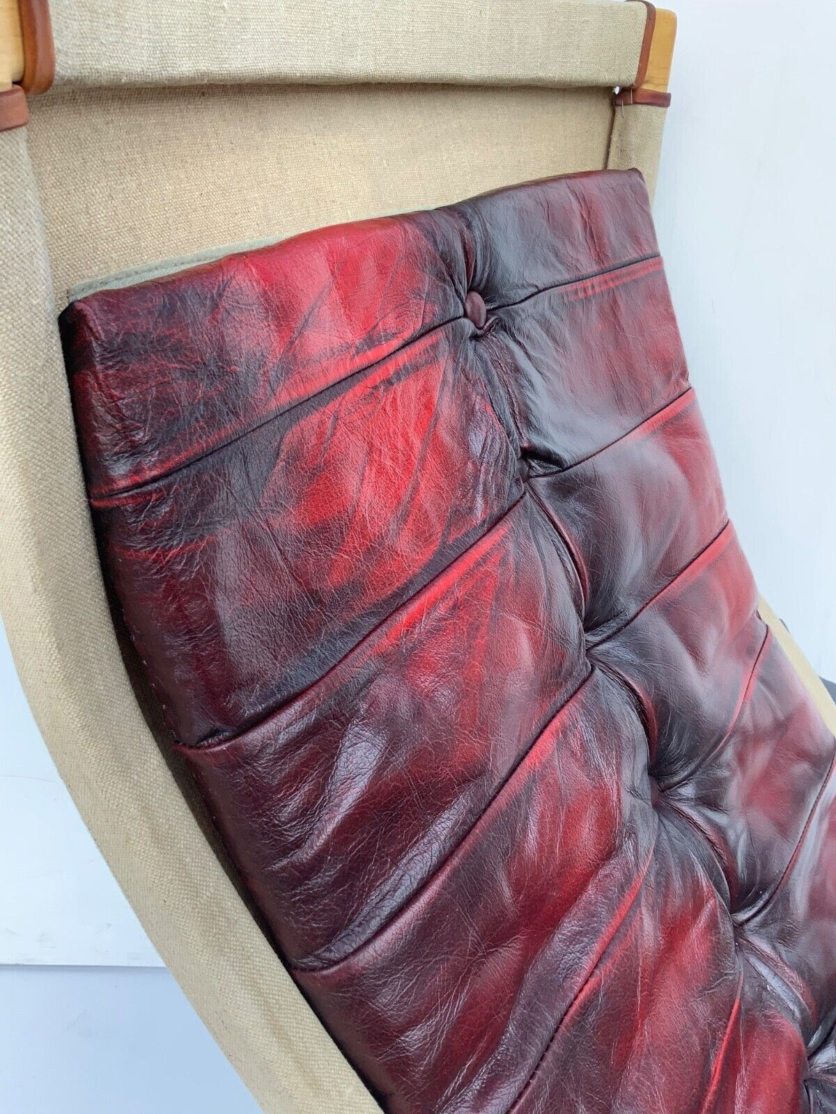 photo vinterior Vintage Pernilla 69 Armchair By Bruno Mathsson For Dux In Oxblood Leather 1960s