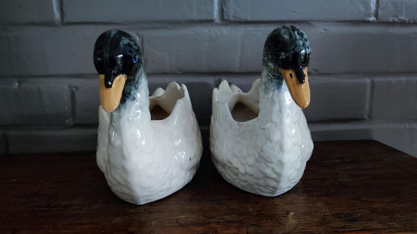photo furniture Antique Majolica White Swan Vases Pair, 1900s Nimy