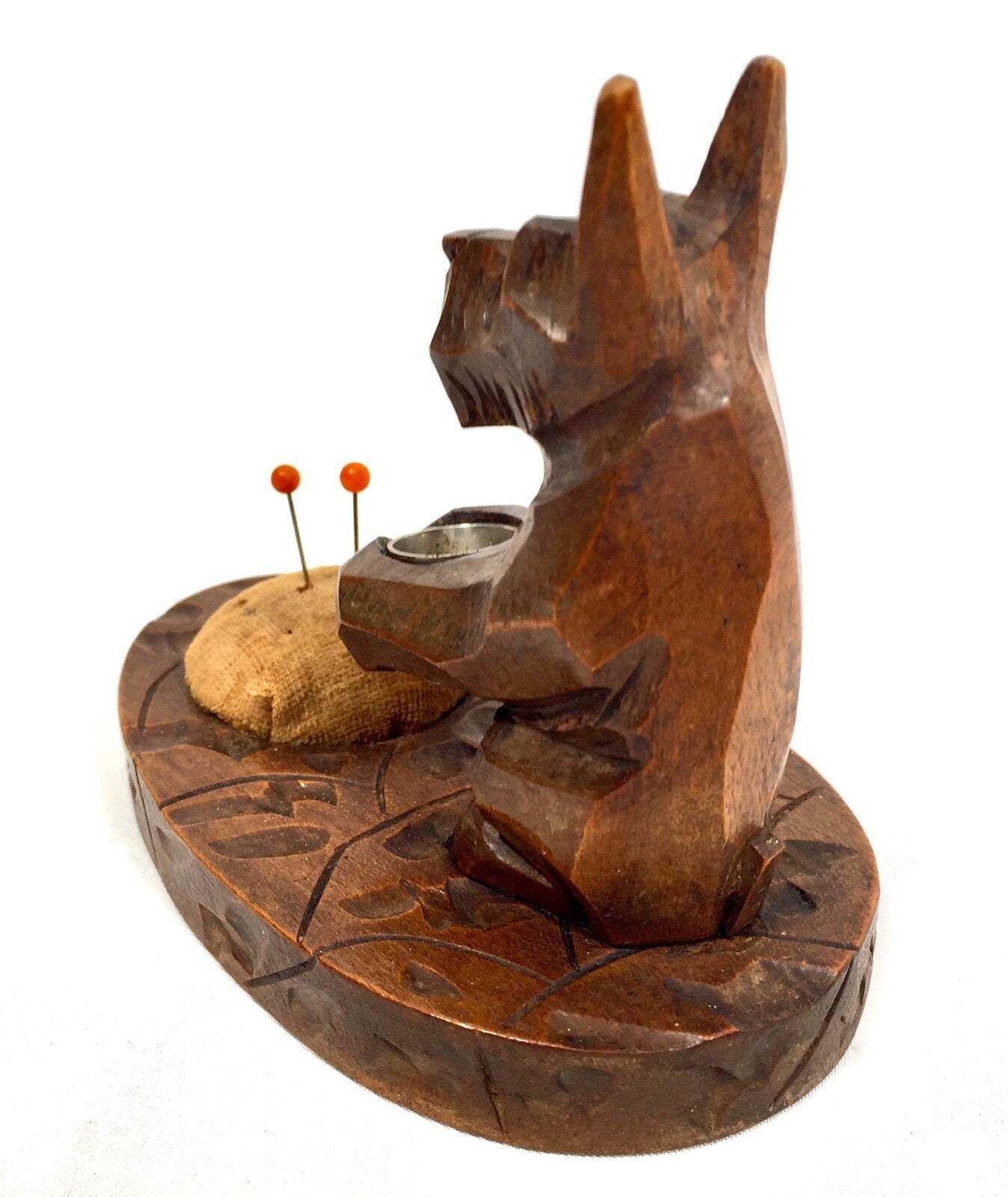 Antique Wooden Hand Carved Desktop Scottie Dog Needle & Thimble Holder C.1930 photo vinterior