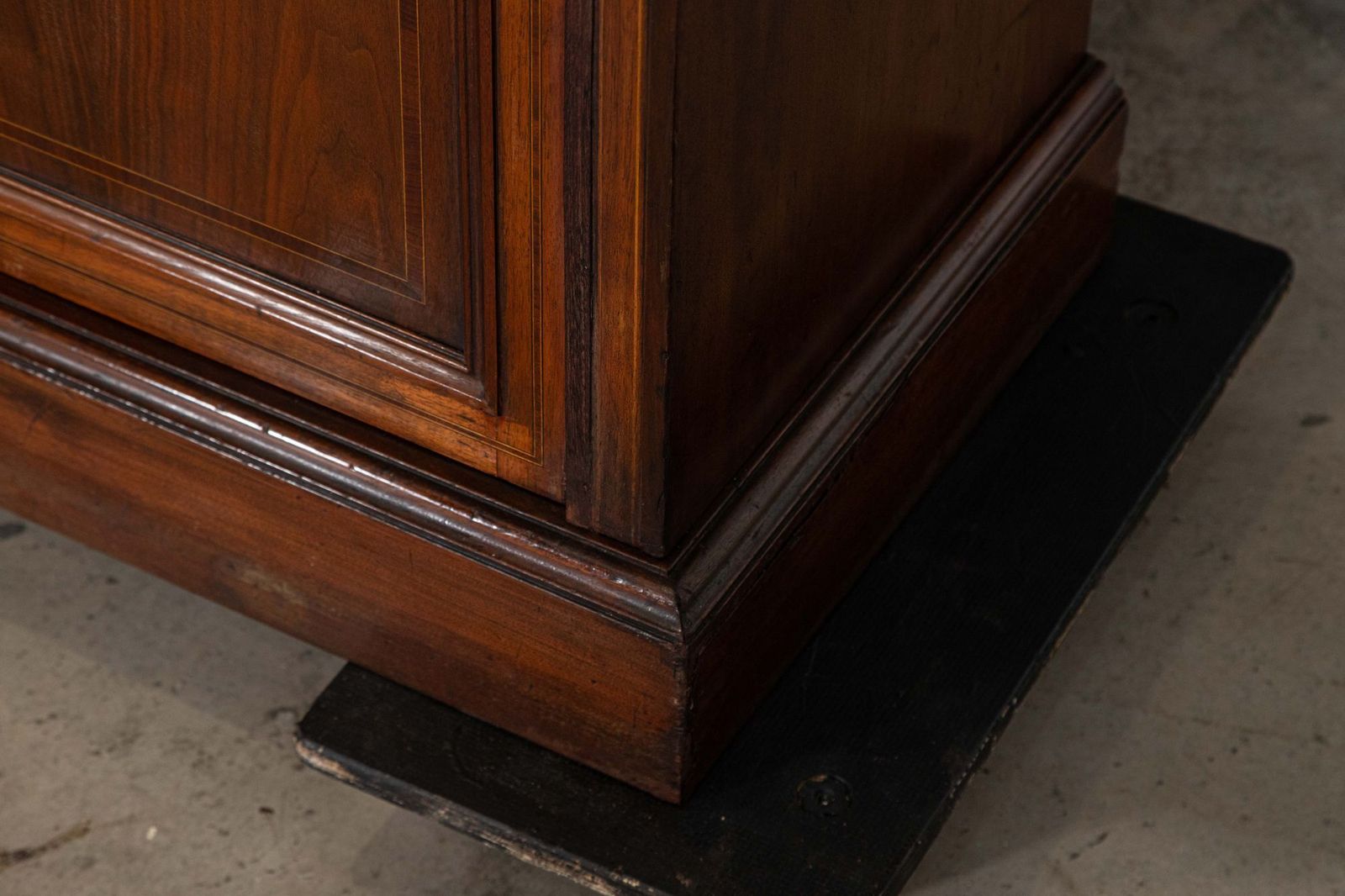 6325.0 Large 19thc English Inlaid Mahogany Maple & Co Library Bookcase photo