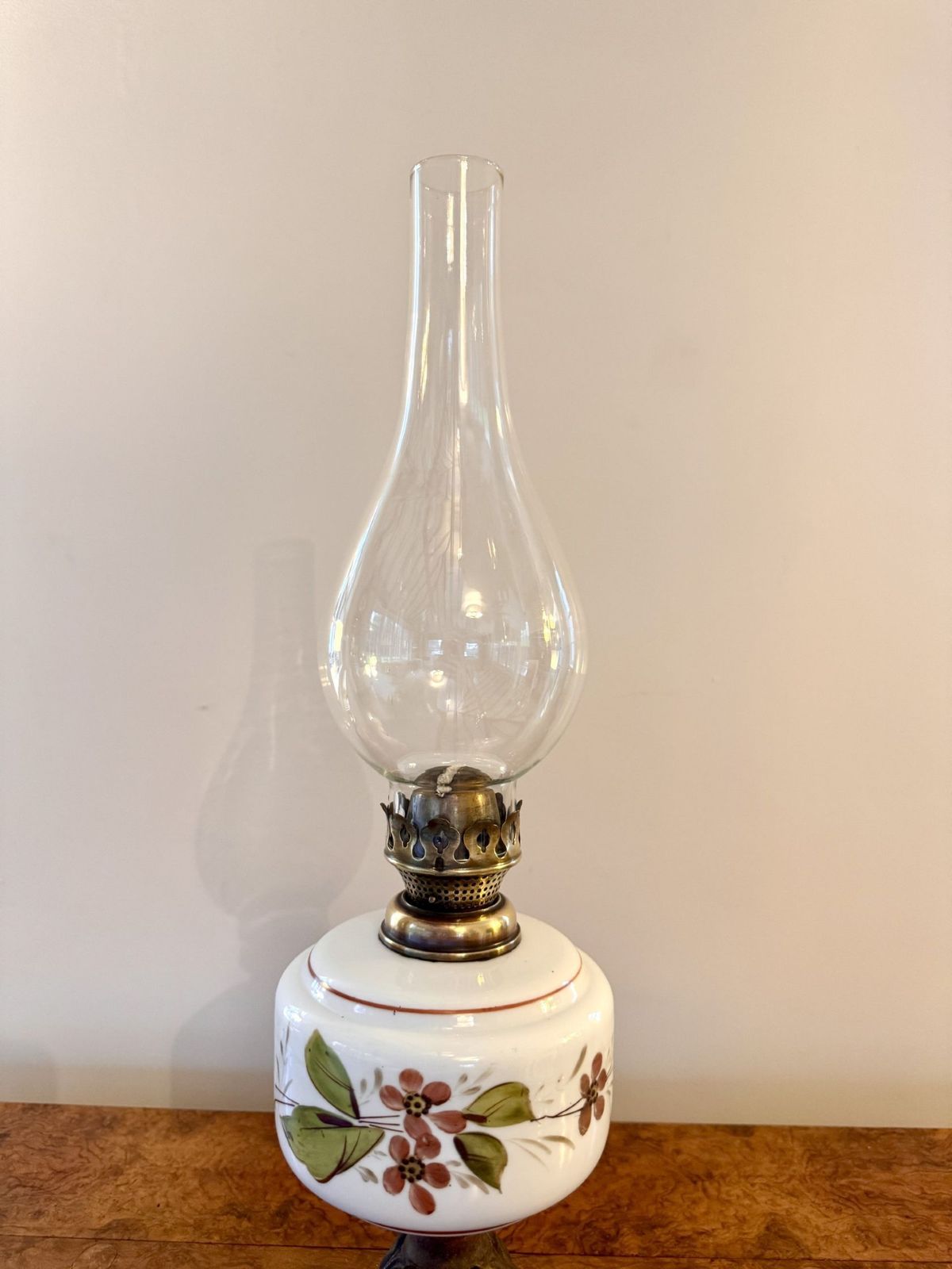 Pretty Victorian Oil Lamp photo furniture