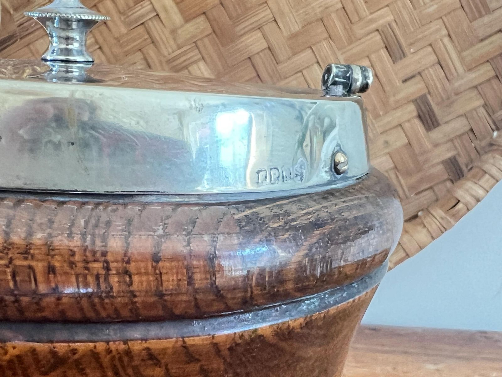 Rare Waisted Oak & Silver Plate Ice Bucket – Hourglass Biscuit Barrel – Antique English Treen – Monogrammed Silver Shield – Barware Decor photo 85.0