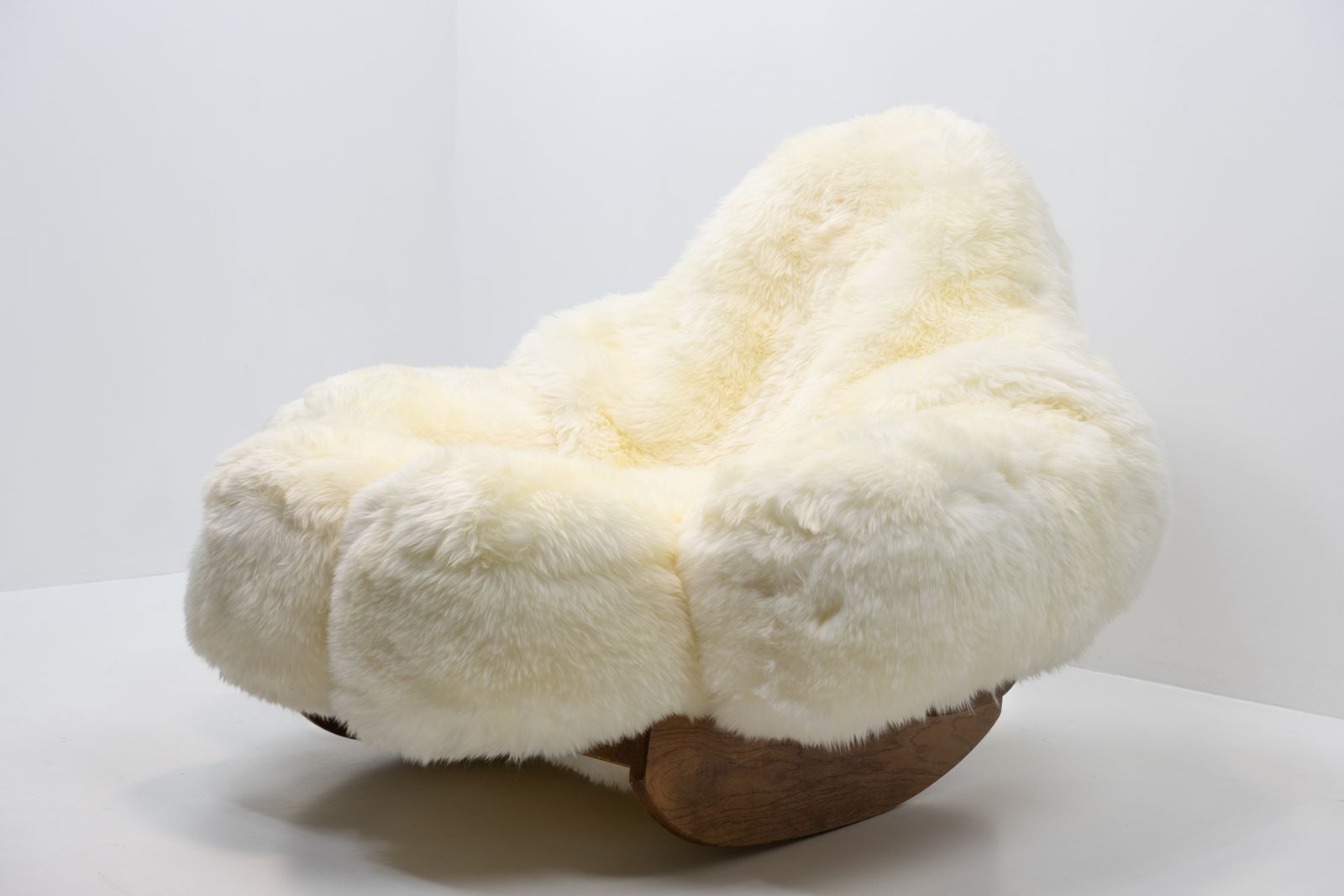photo buy Mario Scheichenbauer, Yeti Rocking Chair For Elam – Italy, 1960s