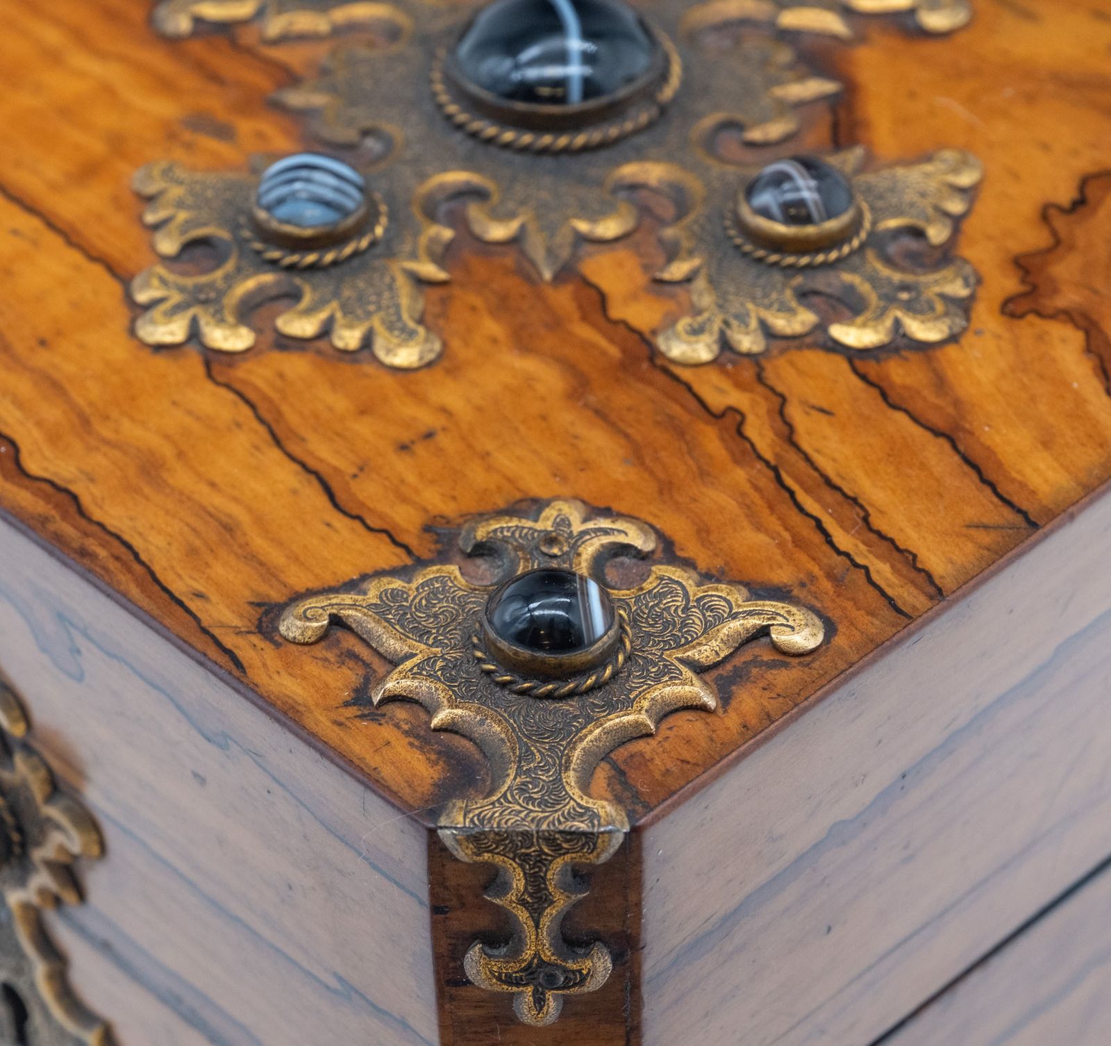 1095.0 Gothic Revival Olive Wood With Banded Agate Cabochons Jewellery Casket Box Circa 1880 photo