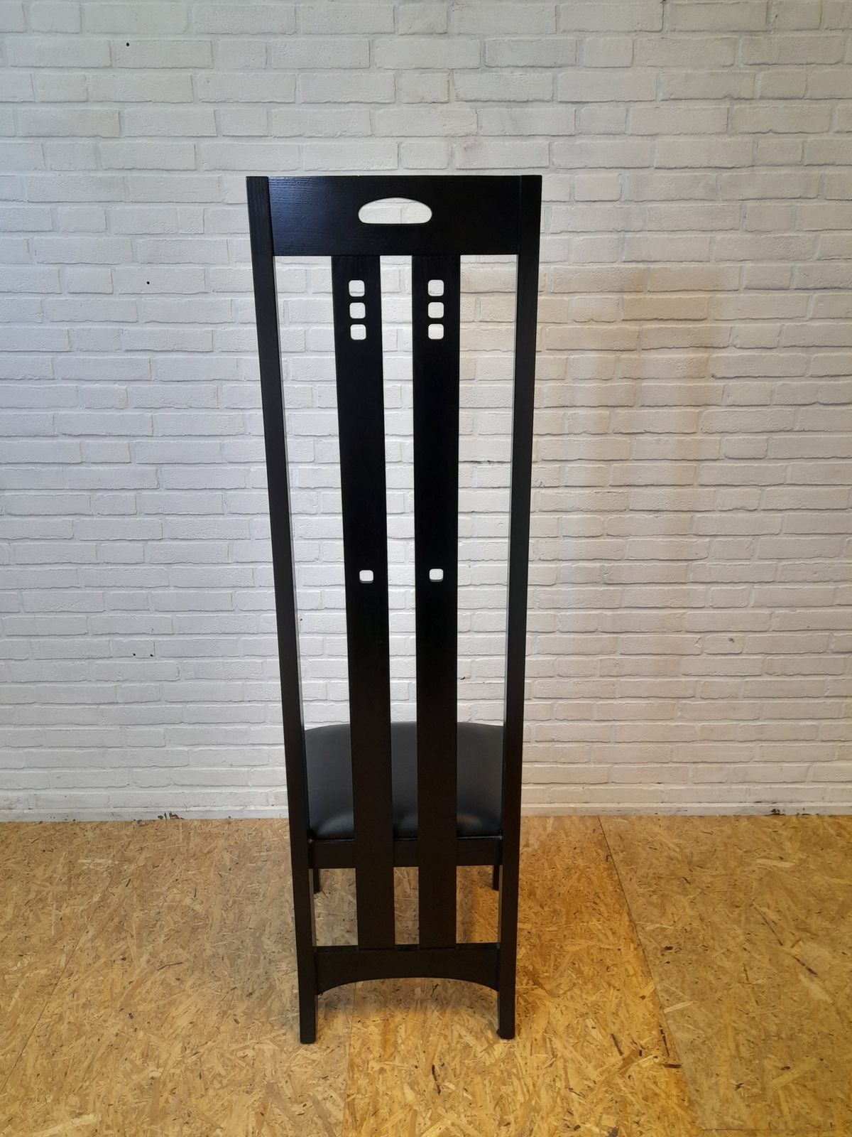 Set Of 4 Ingram Chairs Charles Rennie Mackintosch photo 1619.0