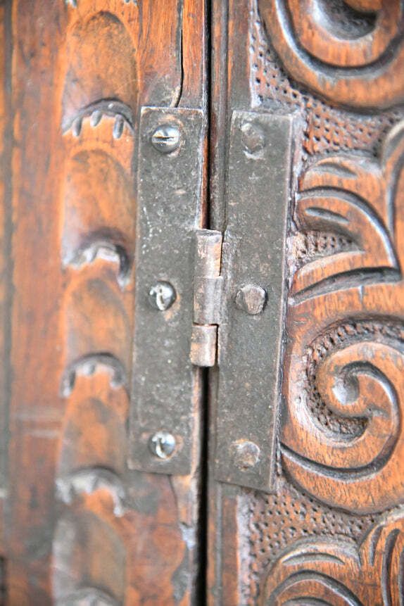 Traditional Antique Oak Country Dresser photo for sale