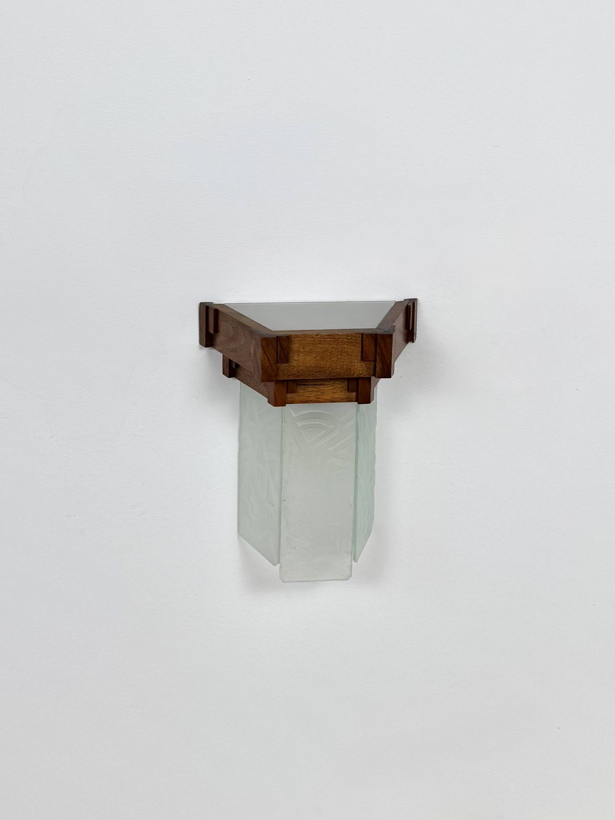742.0 Vintage Modernist Art Deco Wall Sconce Oak And Frosted Glass France 1930 photo