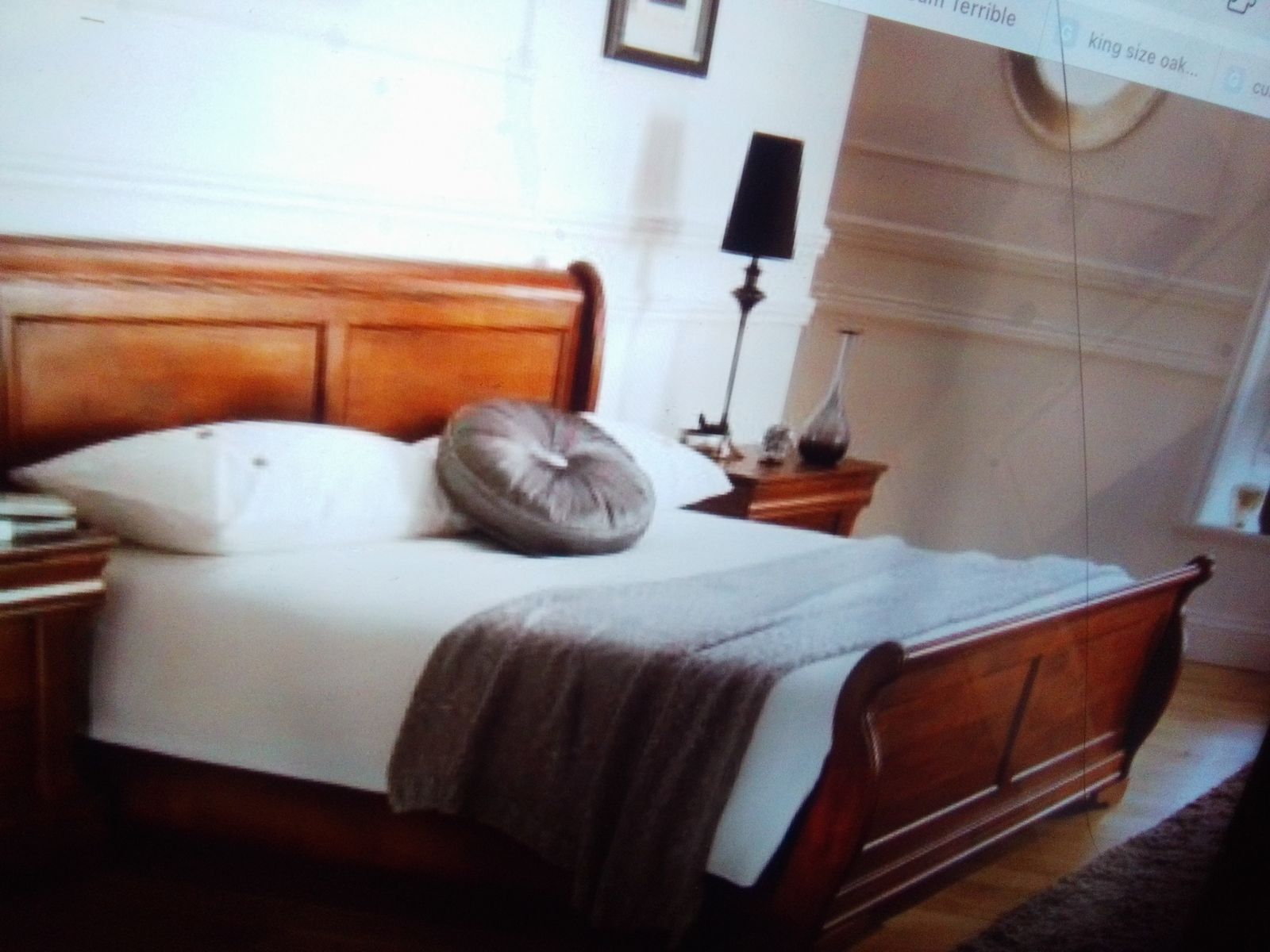 King Size Oak Curved Bed, 18th Century And Earlier photo furniture