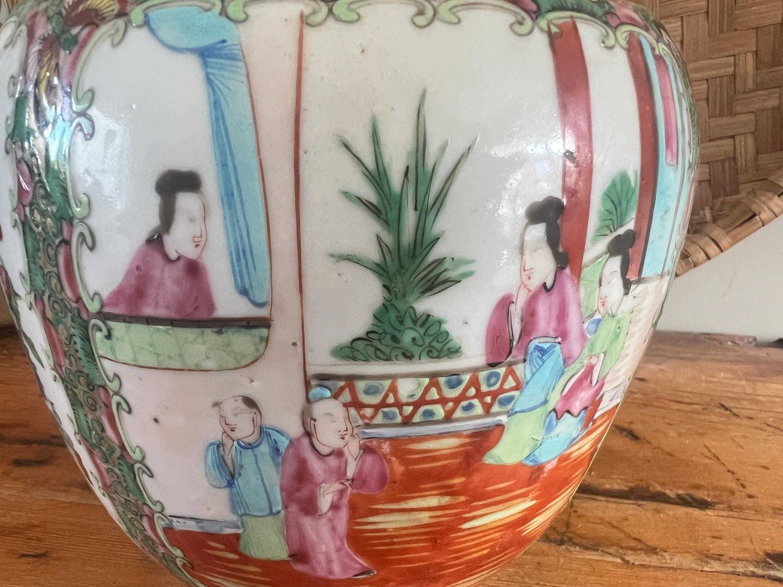 photo vintage Antique Chinese Rose Medallion Ginger Jar 7" / 18cm – Hand Painted Famille Rose Porcelain – Oriental Chinoiserie Decor   Mid 19th Century