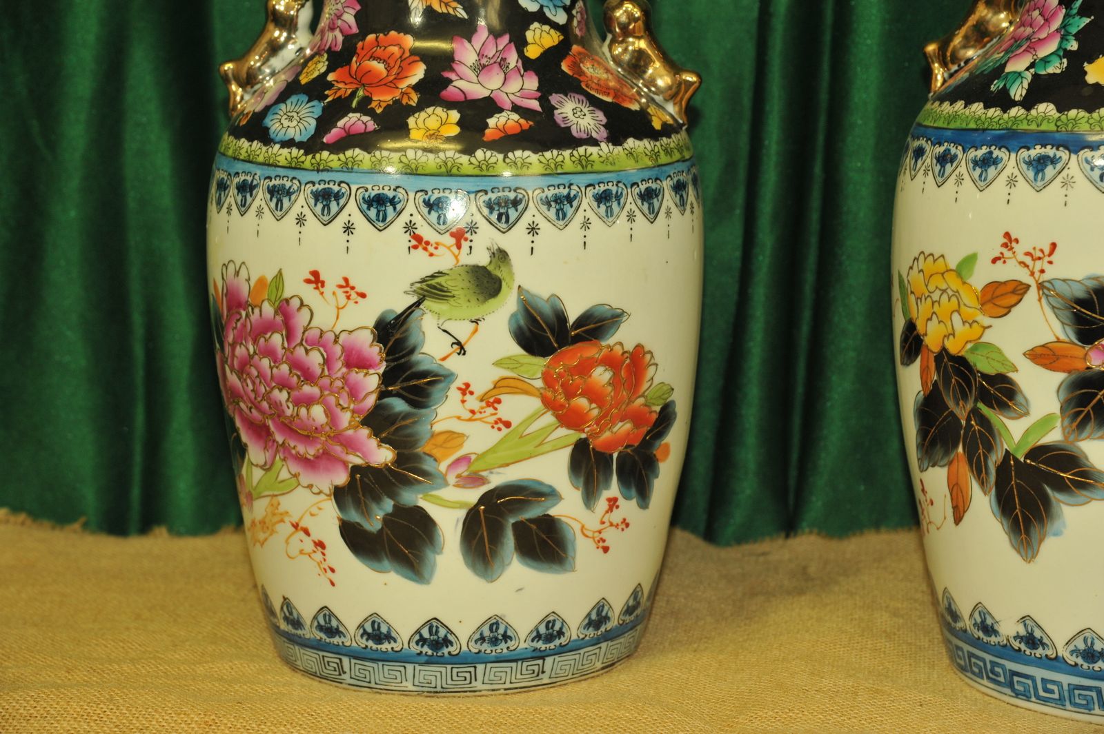 A Pair Of Vintage Chinese Foo Dog Vases photo 195.0