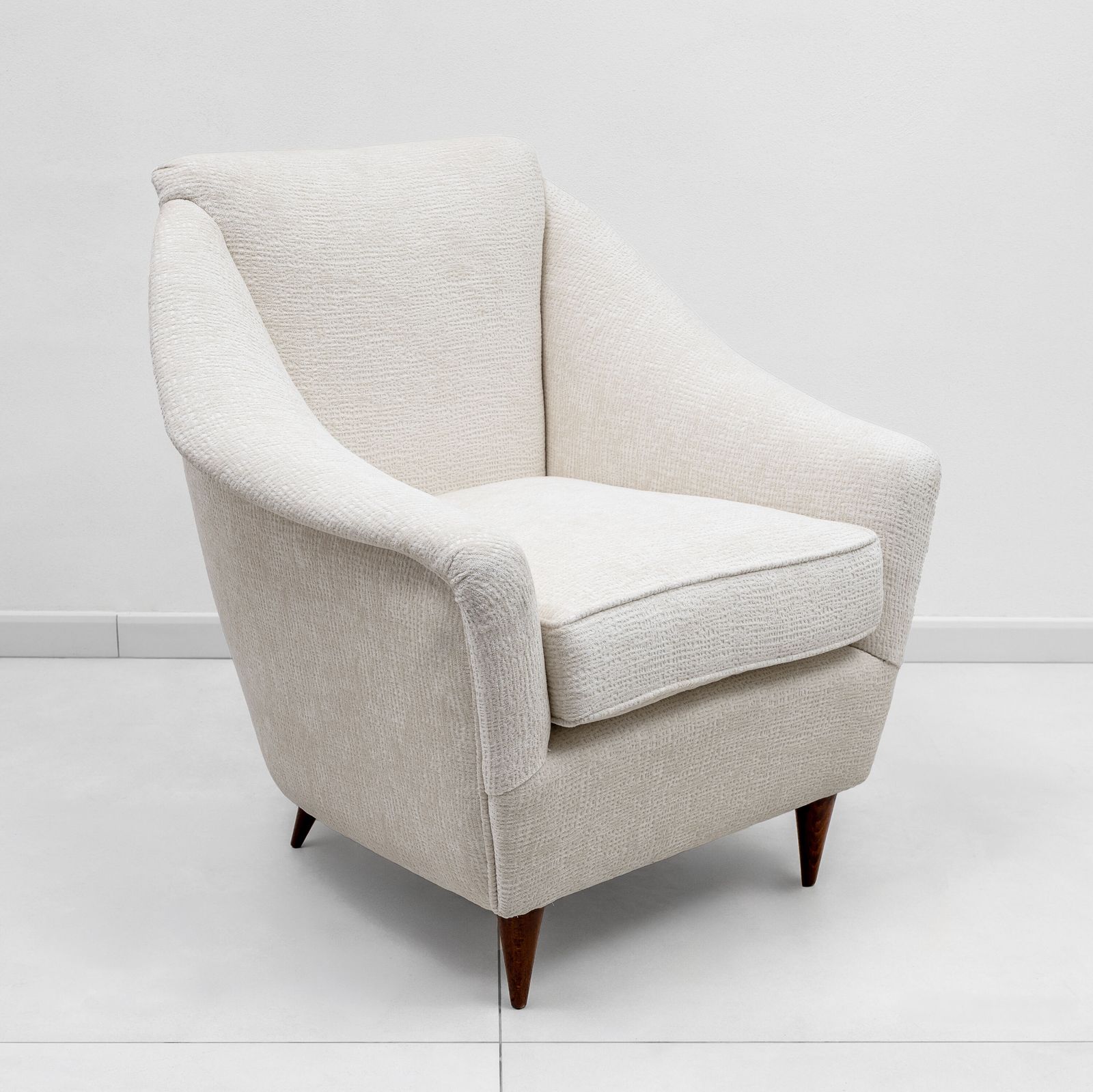 Pair Of Ico Parisi Midcentury Modern Italian Armchairs For Ariberto Colombo, 50s photo buy