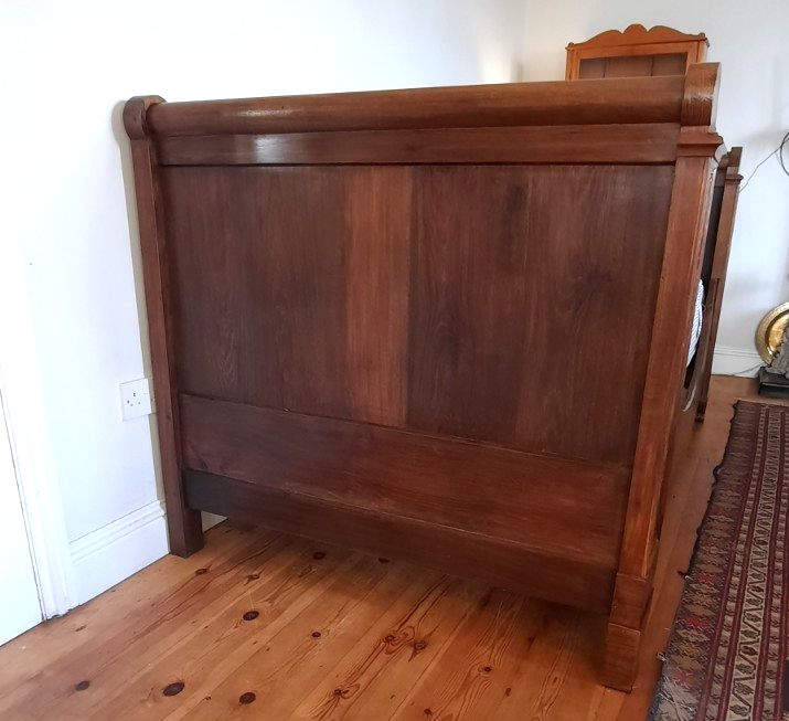 Antique French Oak Lit Bateau Super Single Size Bed Mattress And Bedbase photo 750.0