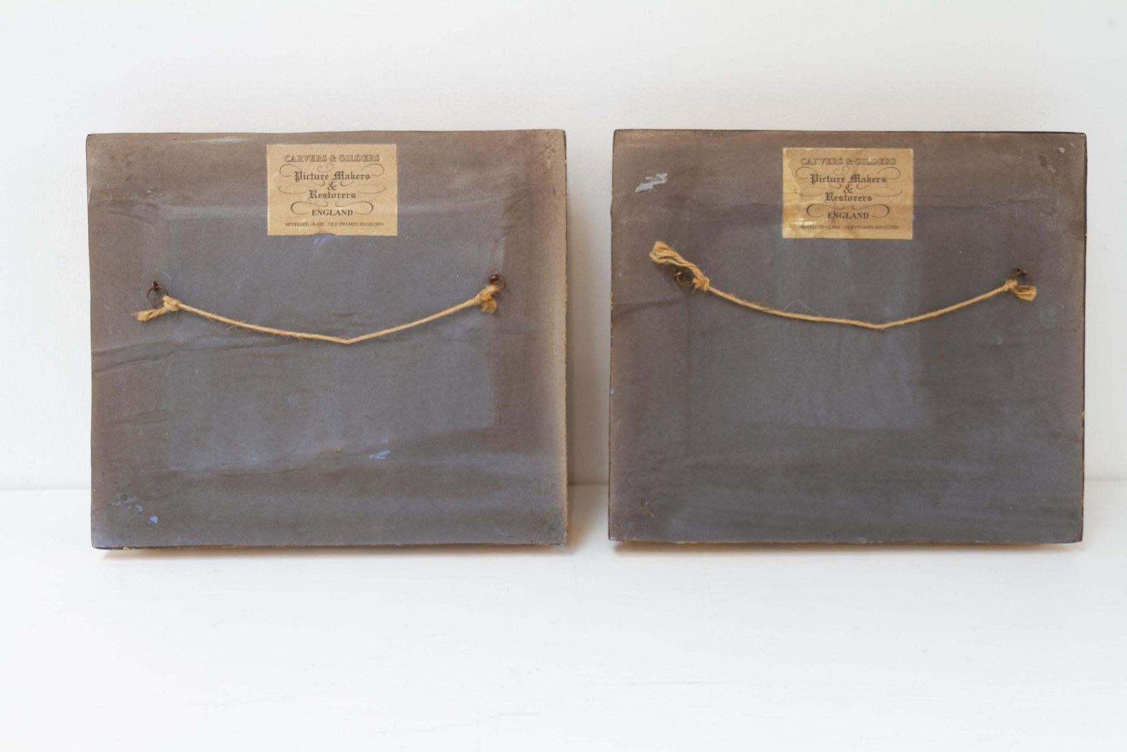 Marine Oil Paintings Of Sail Ships In Gilded Frame, 20th Century. Set Of 2. photo vinterior