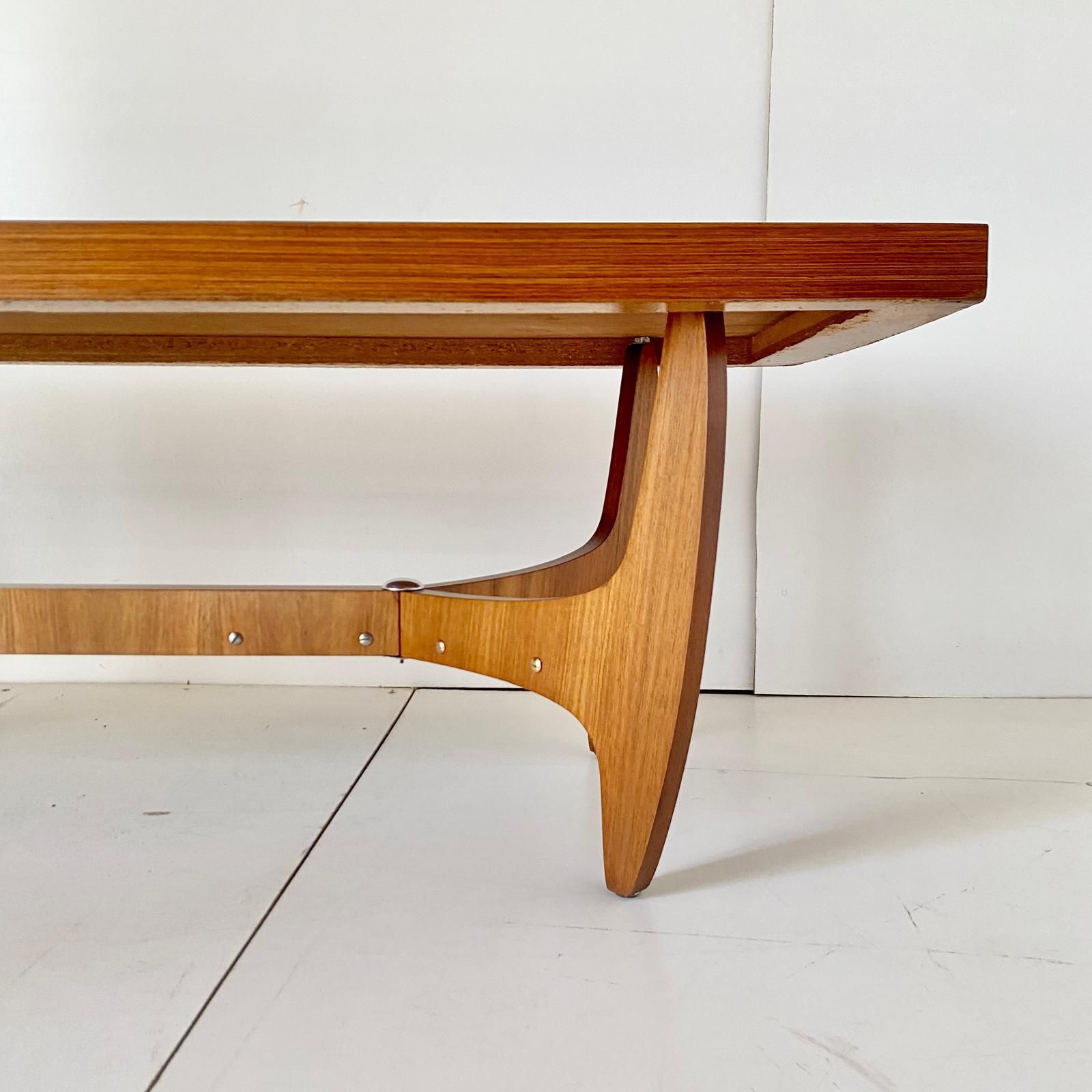 Midcentury Modern Italian Big Wood Coffetable photo 1500.0
