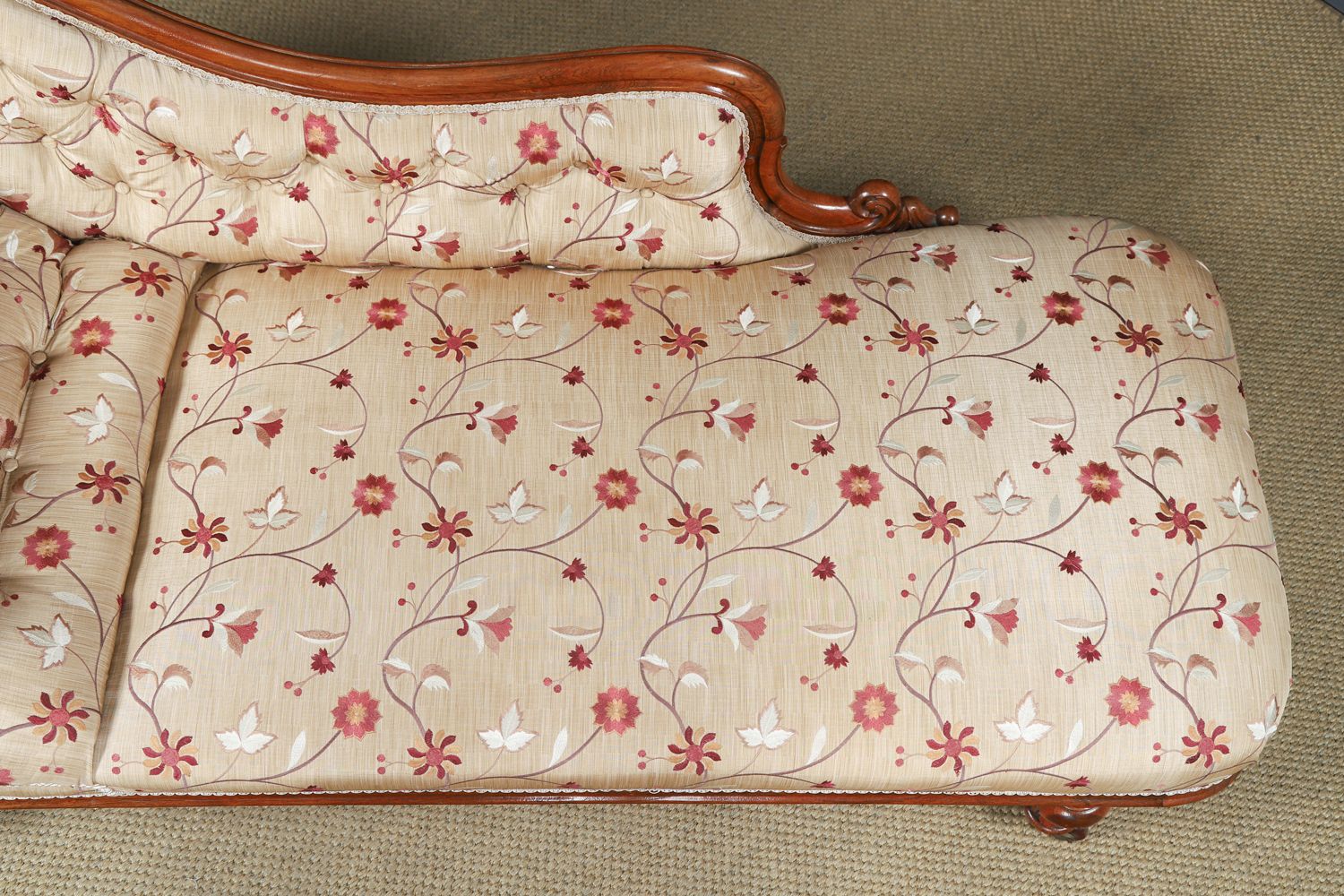 Antique English Rosewood Upholstered Chaise Longue / Day Bed / Settee / Couch By H. Goodall & Sons Of Newcastle (Circa 1860) photo 2595.0