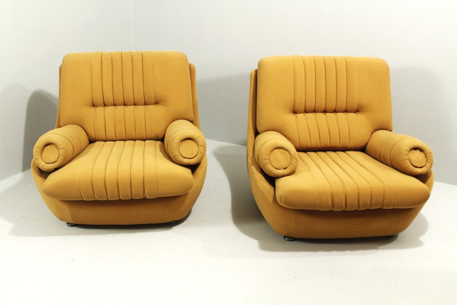 Space Age No. 23 Lounge Chair From Jitona, 1970s, Set Of 2
