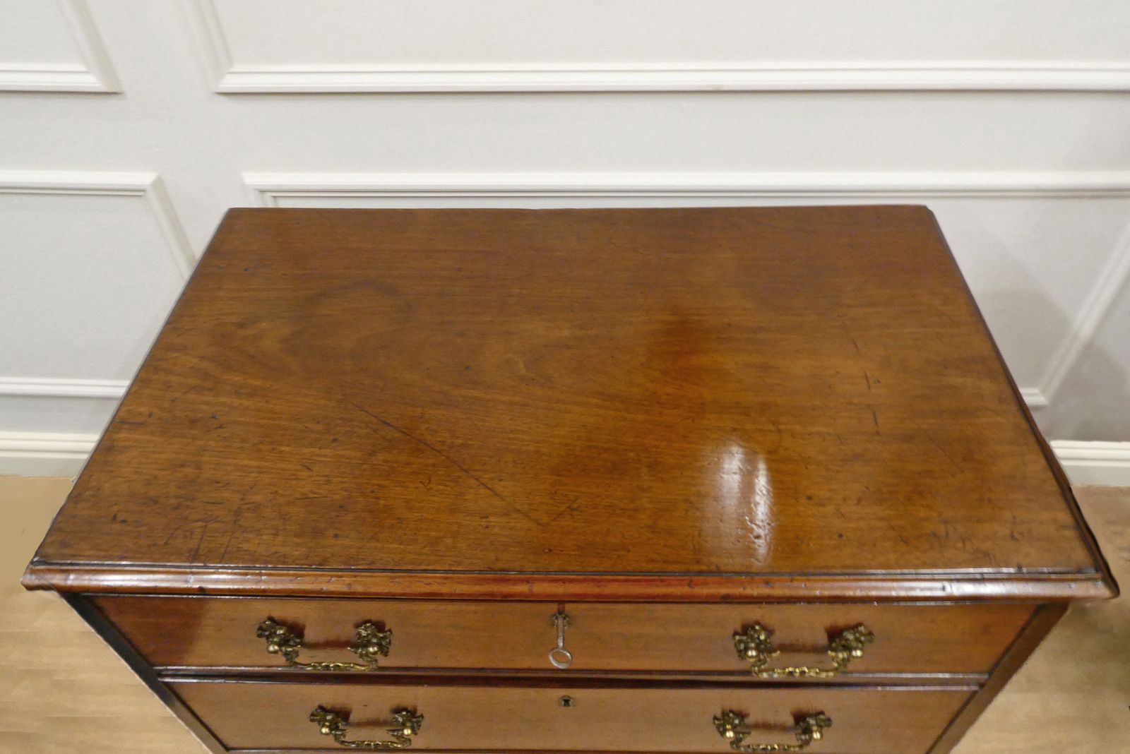 Georgian Chippendale Period Mahogany Chest Of Drawers photo vinterior