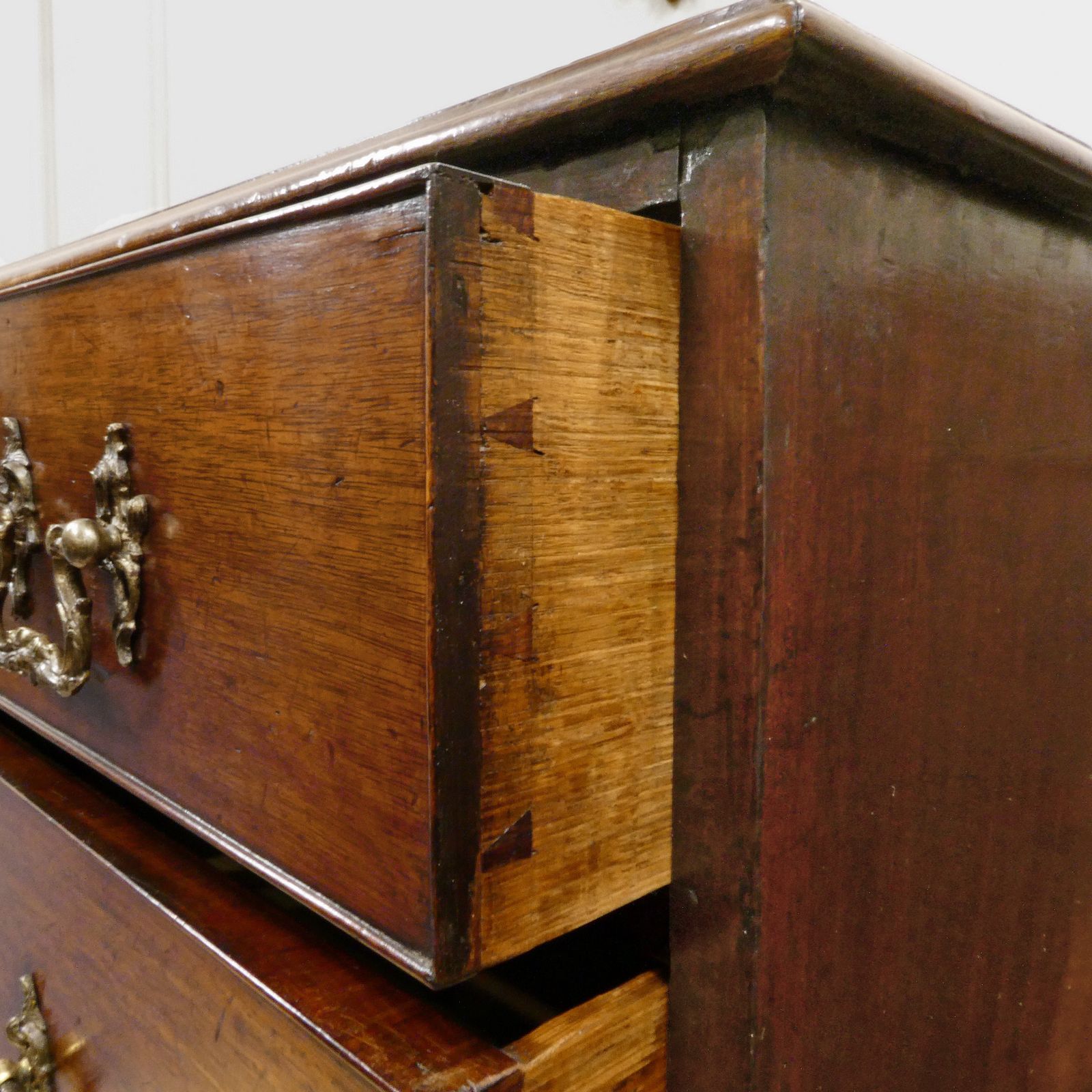 1625.0 Georgian Chippendale Period Mahogany Chest Of Drawers photo