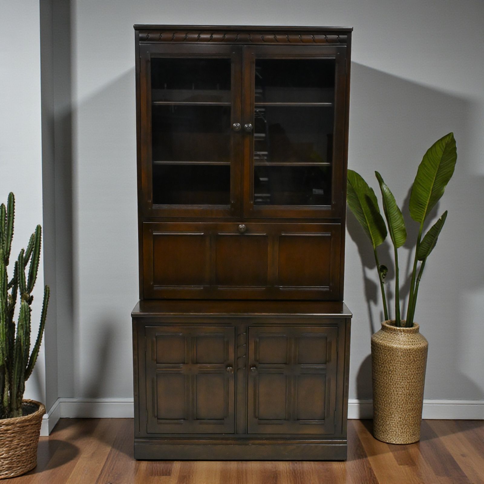 Ercol Mural Wall Unit Display/Drinks Cabinet Dark Finish Free Uk Delivery*